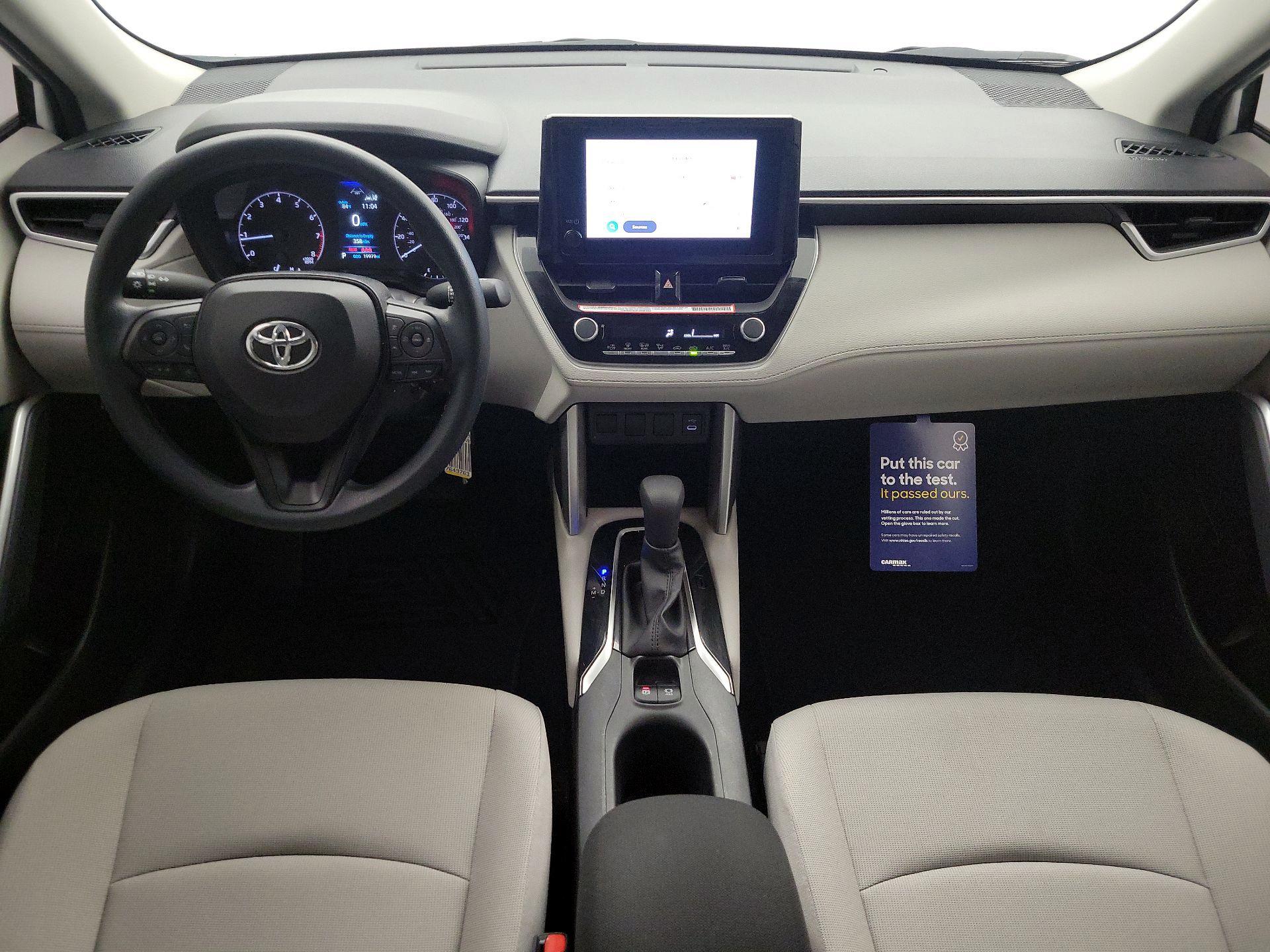 Thumbnail: 2023 Toyota Corolla Cross - 9