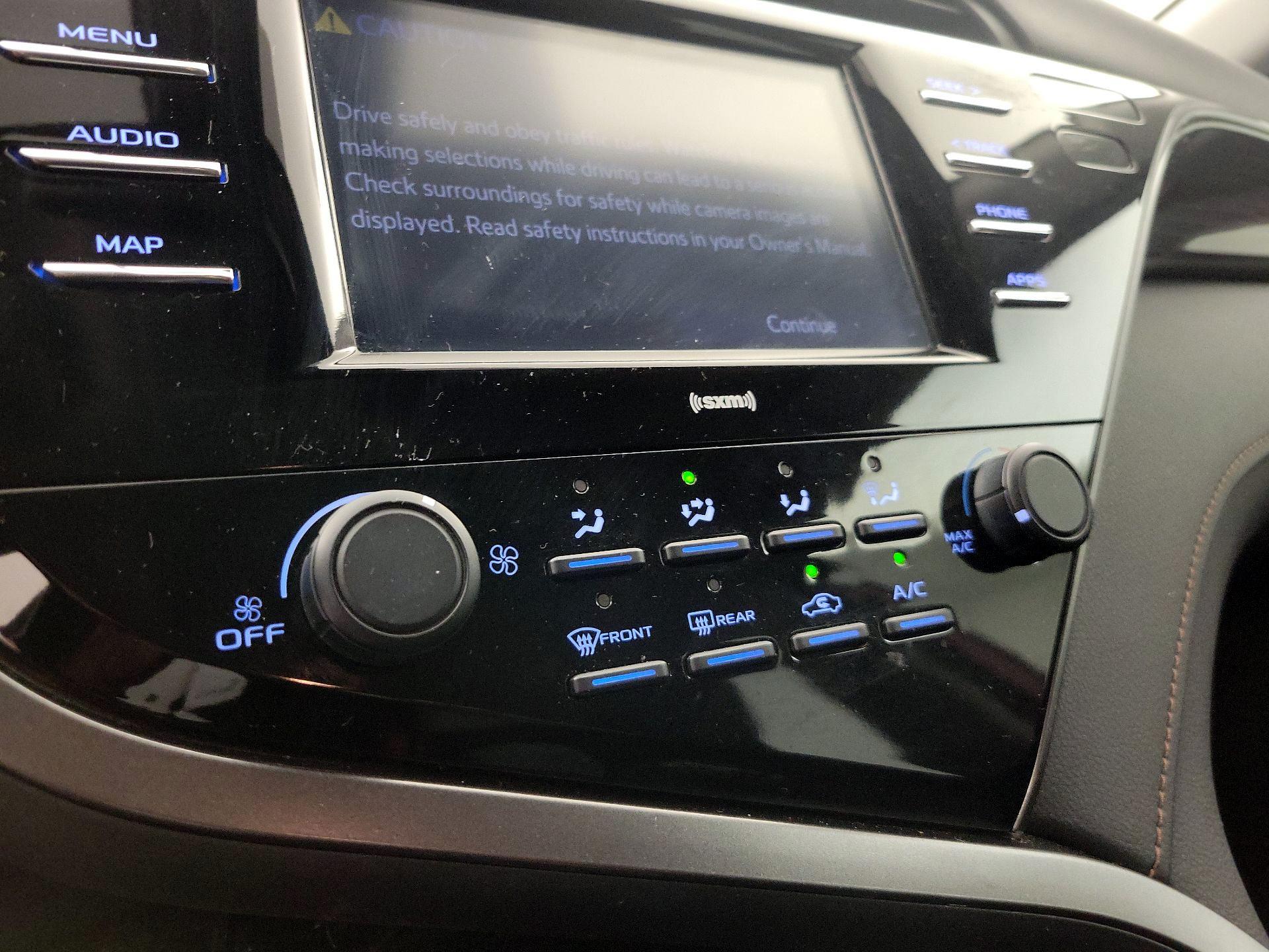Thumbnail: 2020 Toyota Camry - 16