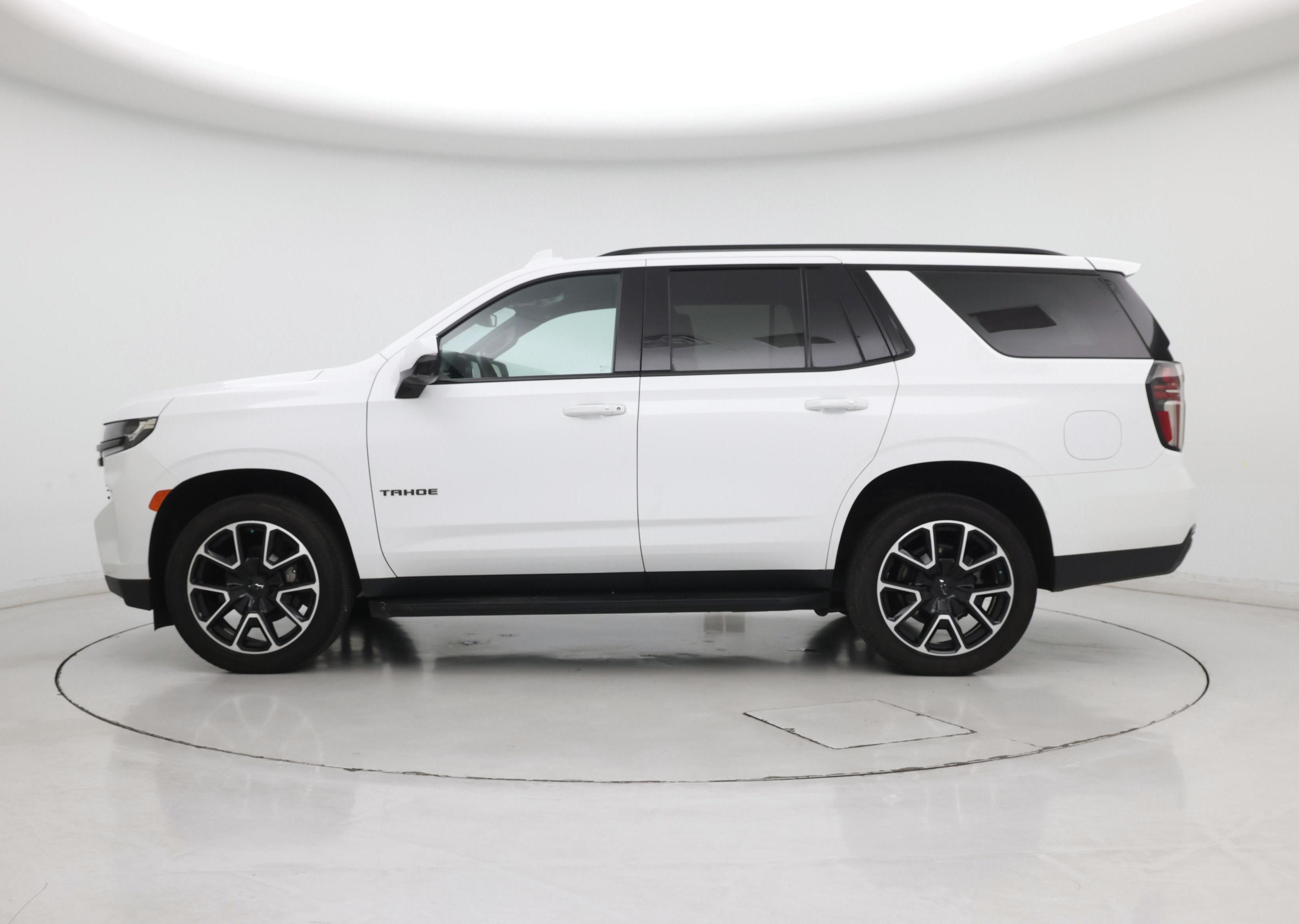 Thumbnail: 2024 Chevrolet Tahoe - 3