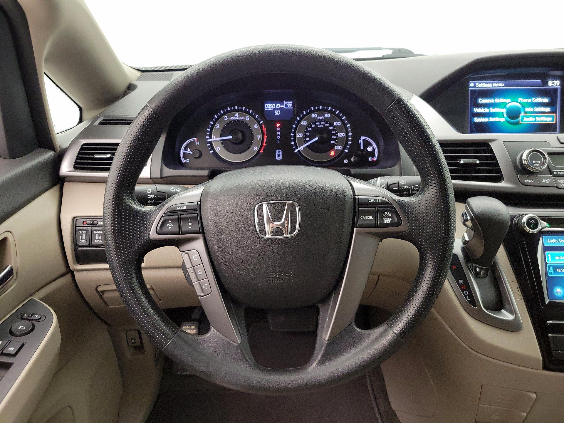 Thumbnail: 2014 Honda Odyssey - 10
