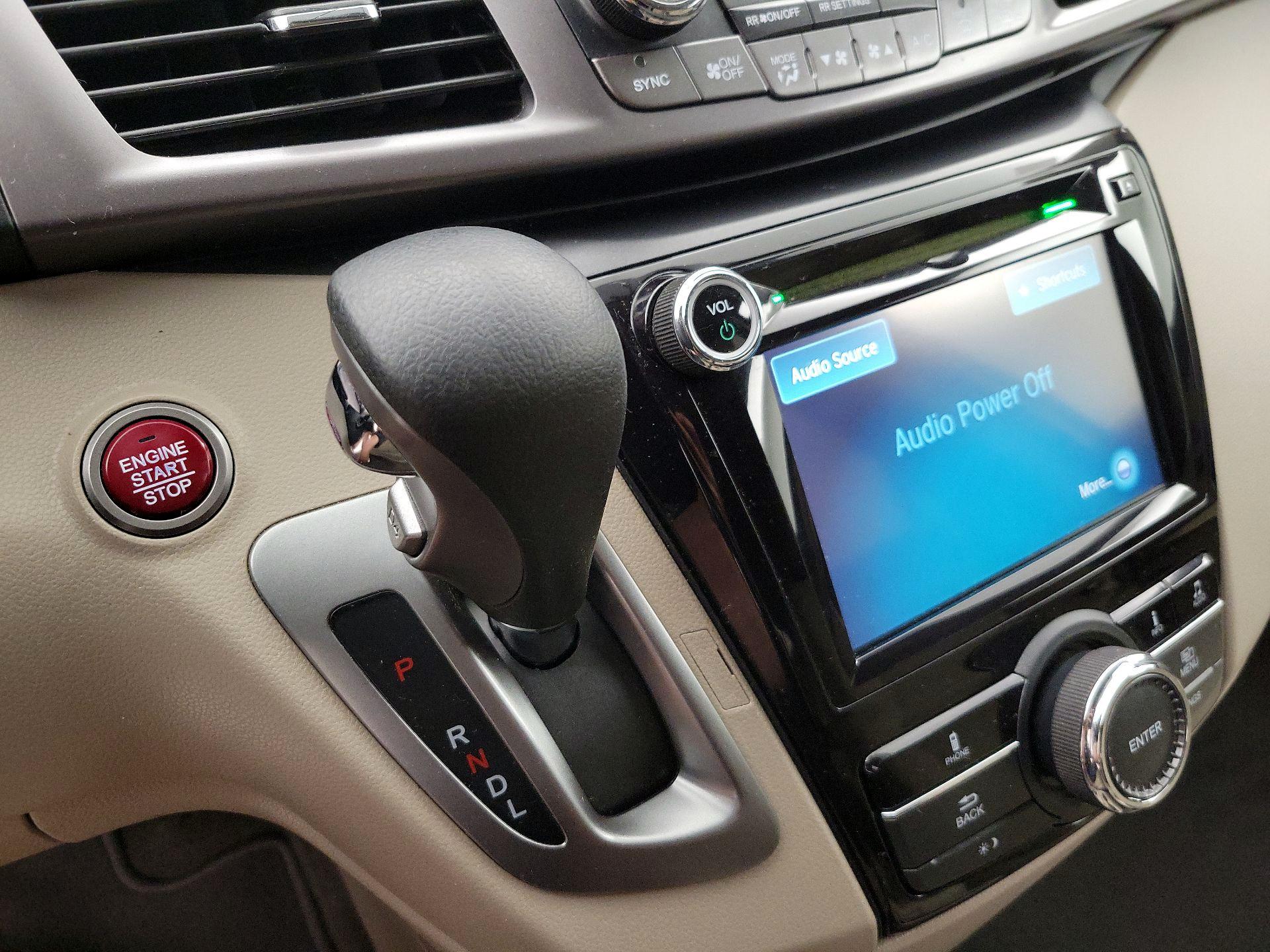 Thumbnail: 2014 Honda Odyssey - 17
