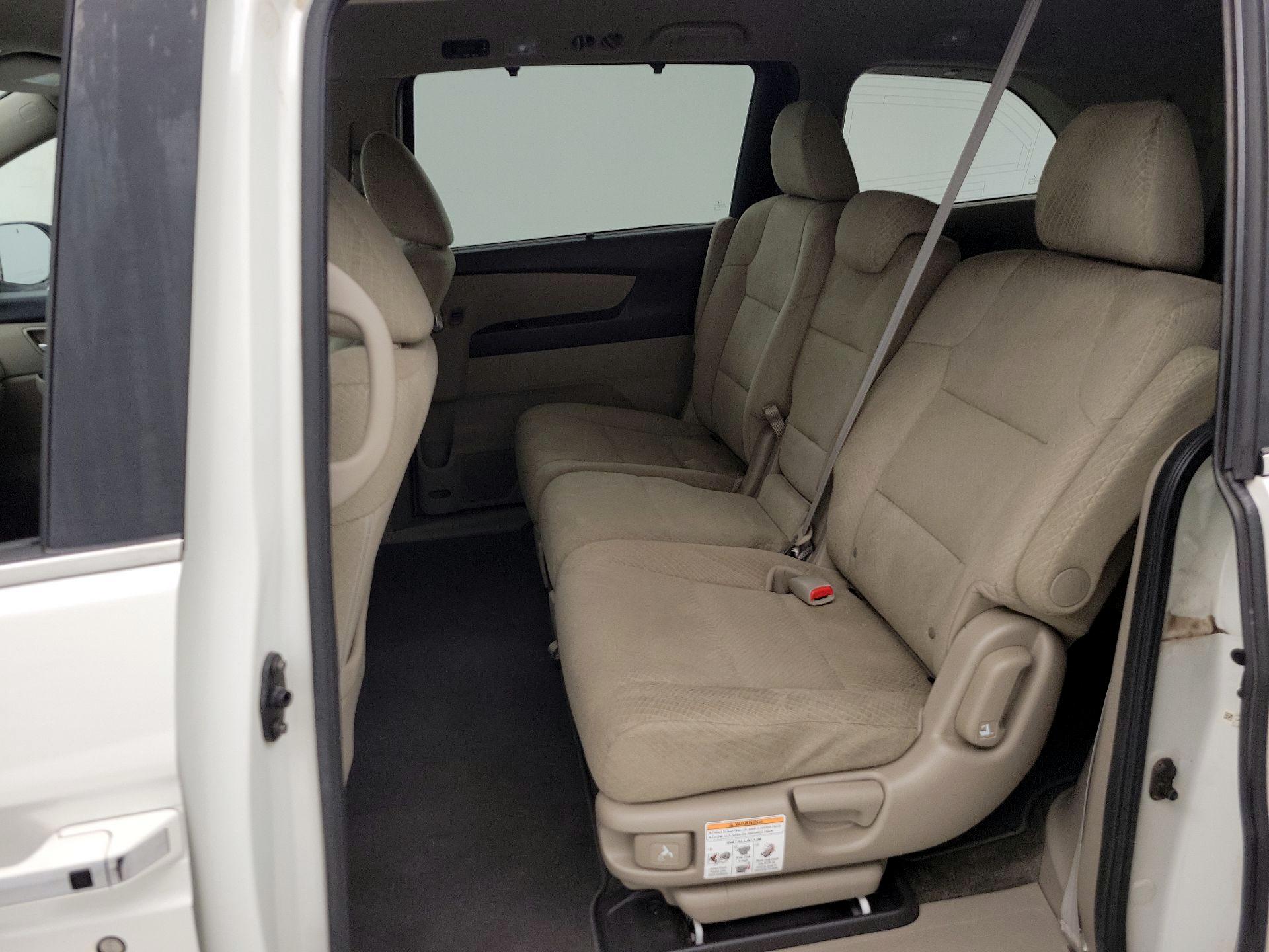 Thumbnail: 2014 Honda Odyssey - 19