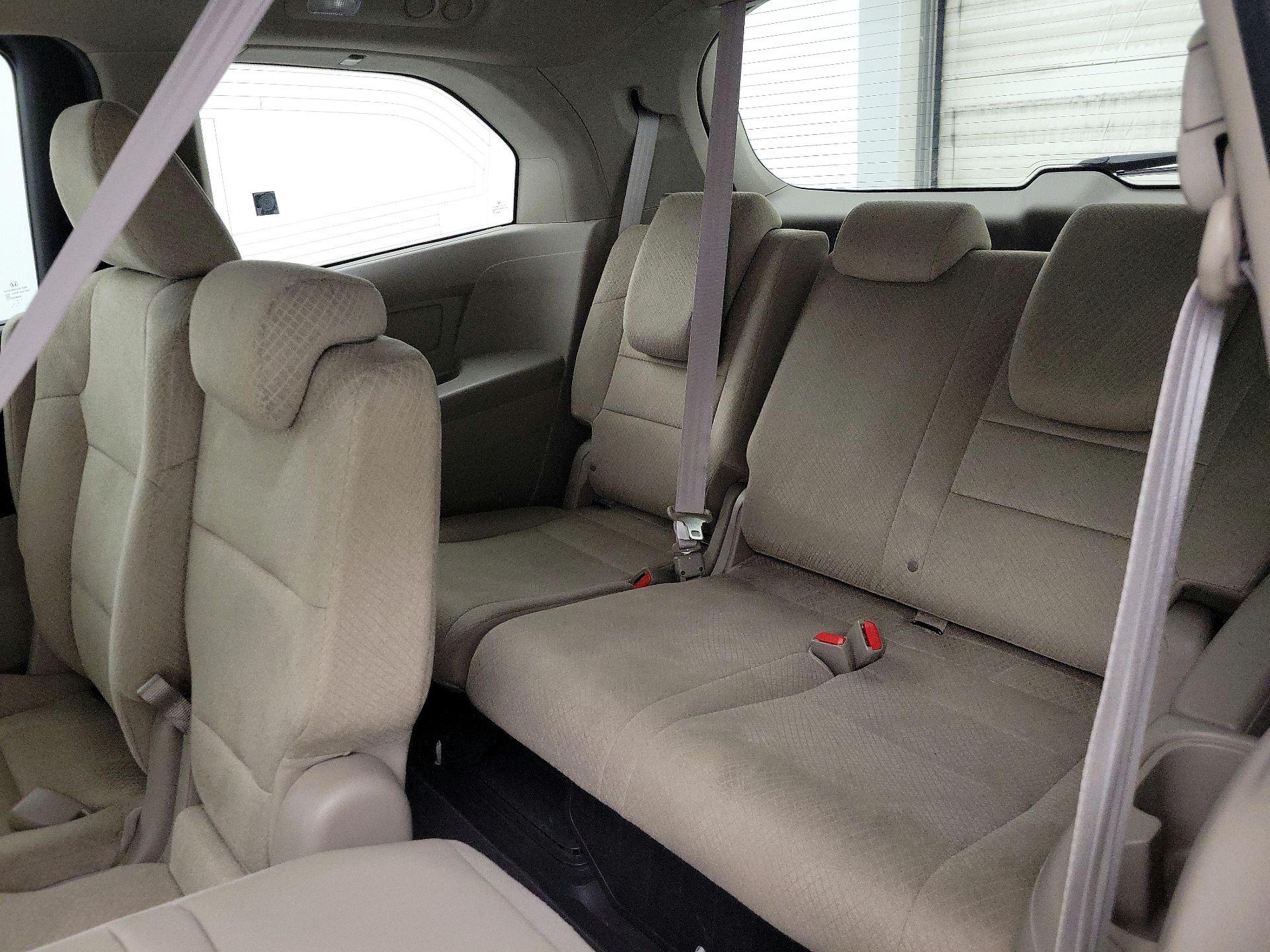 Thumbnail: 2014 Honda Odyssey - 20