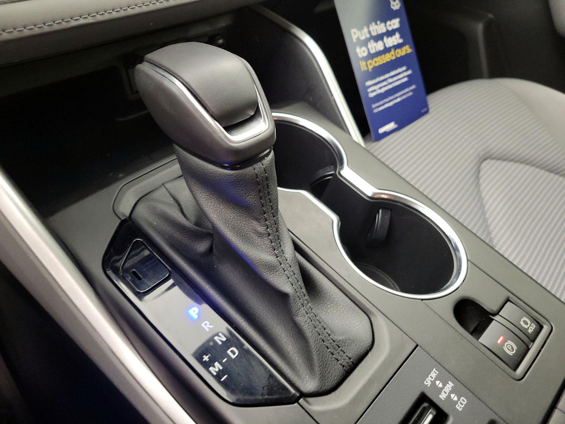 Thumbnail: 2020 Toyota Highlander - 17