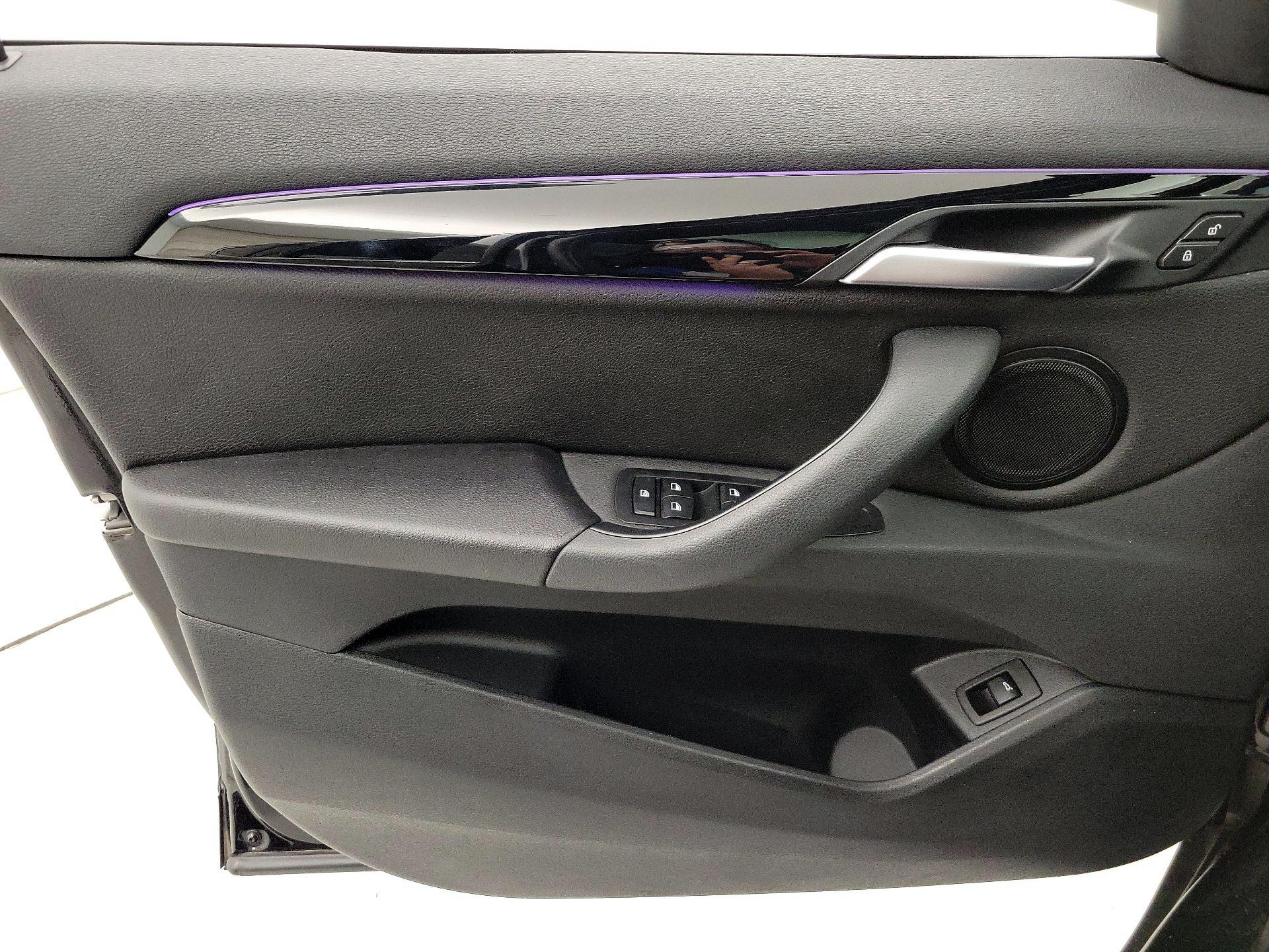 Thumbnail: 2020 BMW X1 - 12