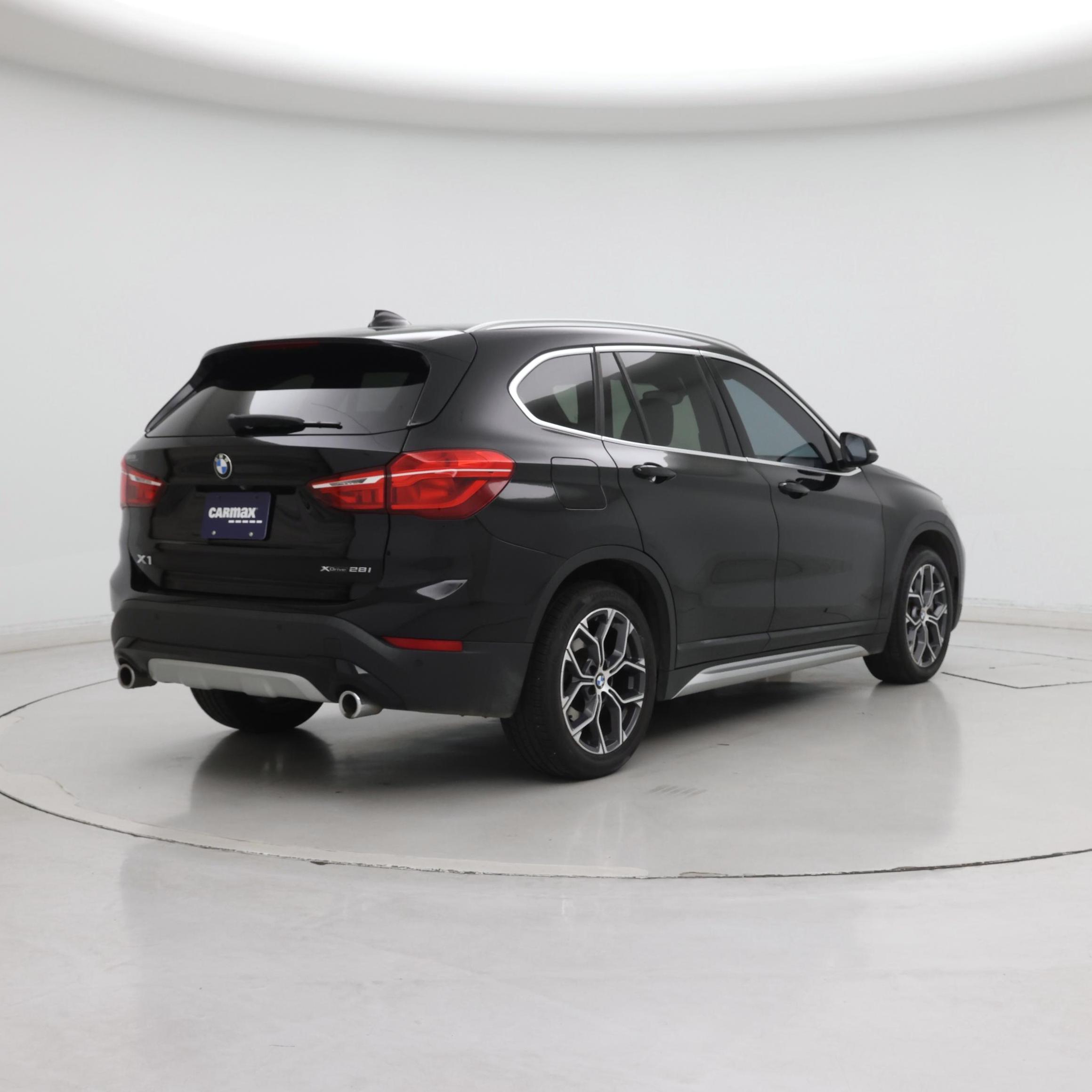 Thumbnail: 2020 BMW X1 - 8