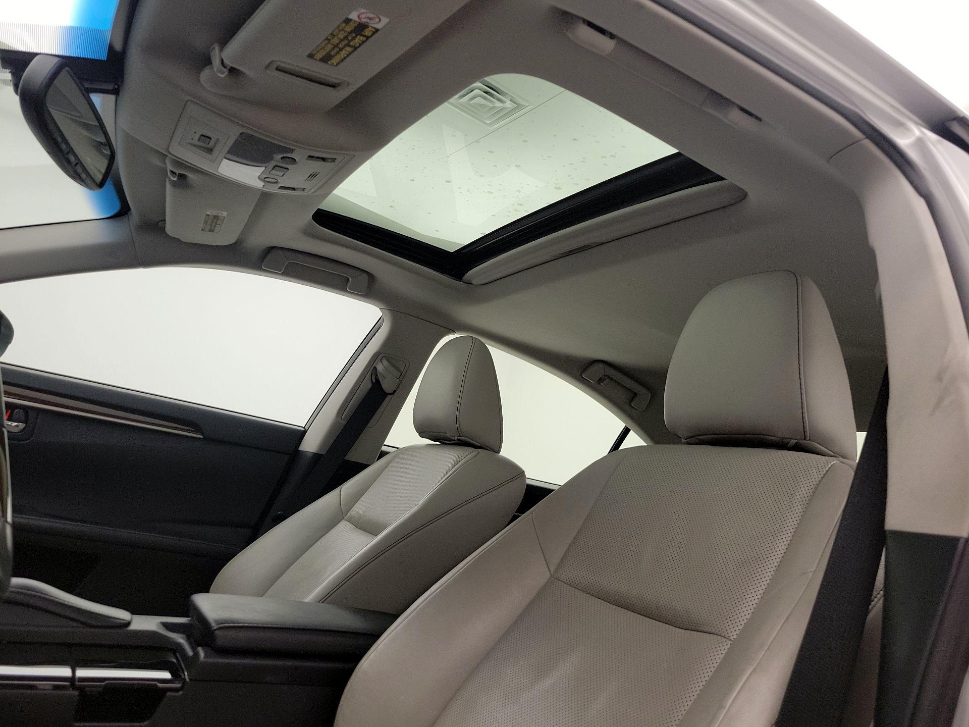 Thumbnail: 2014 Lexus ES - 19
