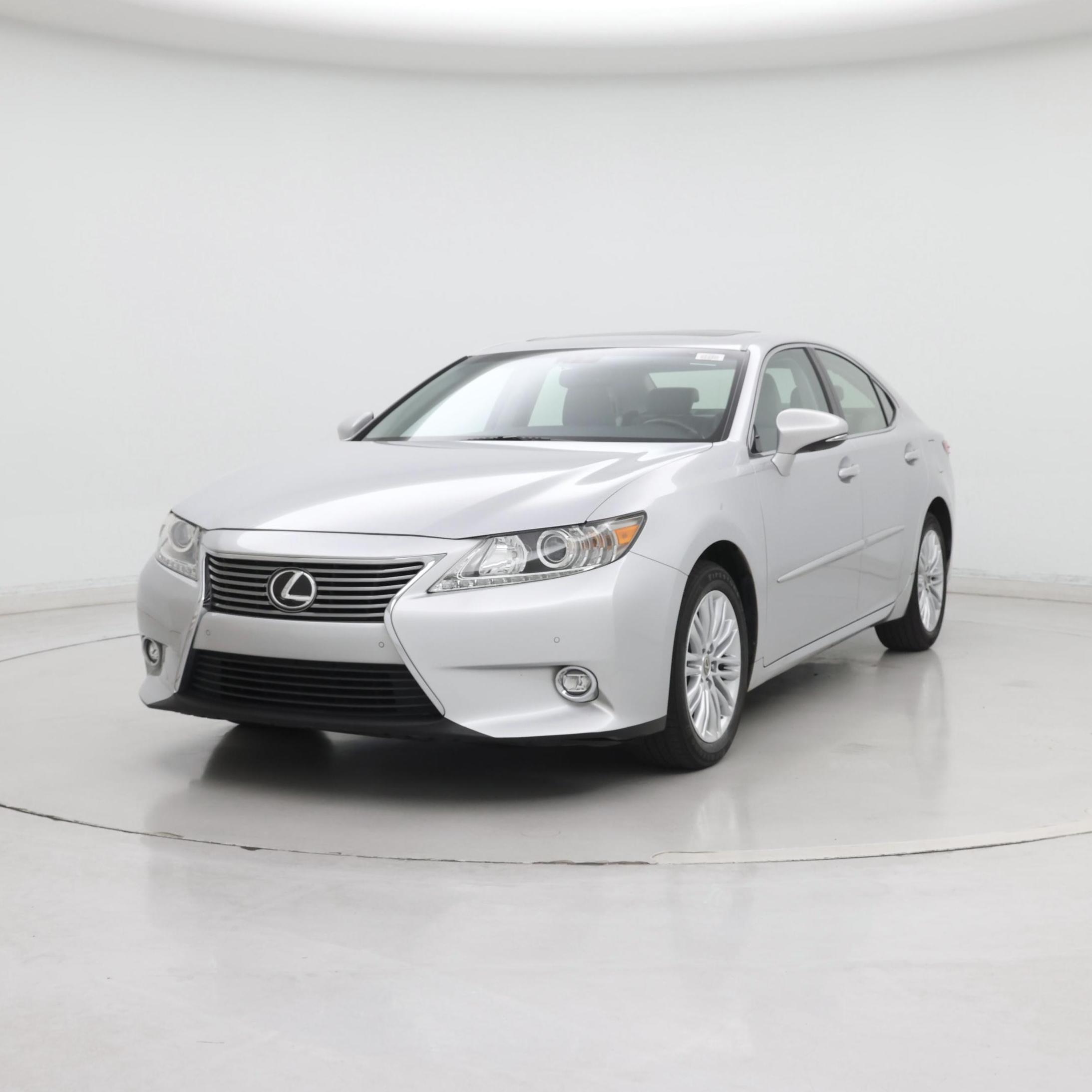 Thumbnail: 2014 Lexus ES - 4