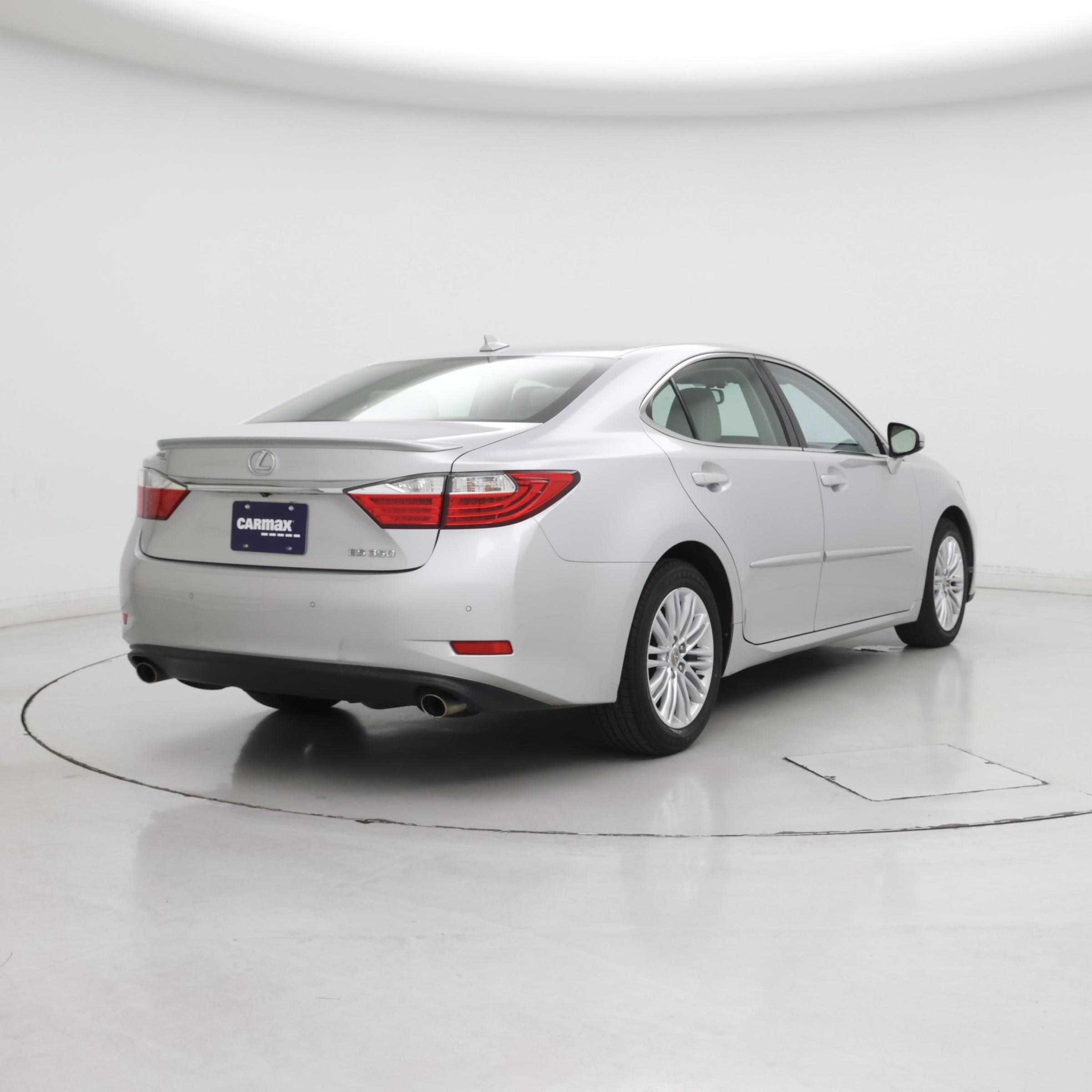 Thumbnail: 2014 Lexus ES - 8