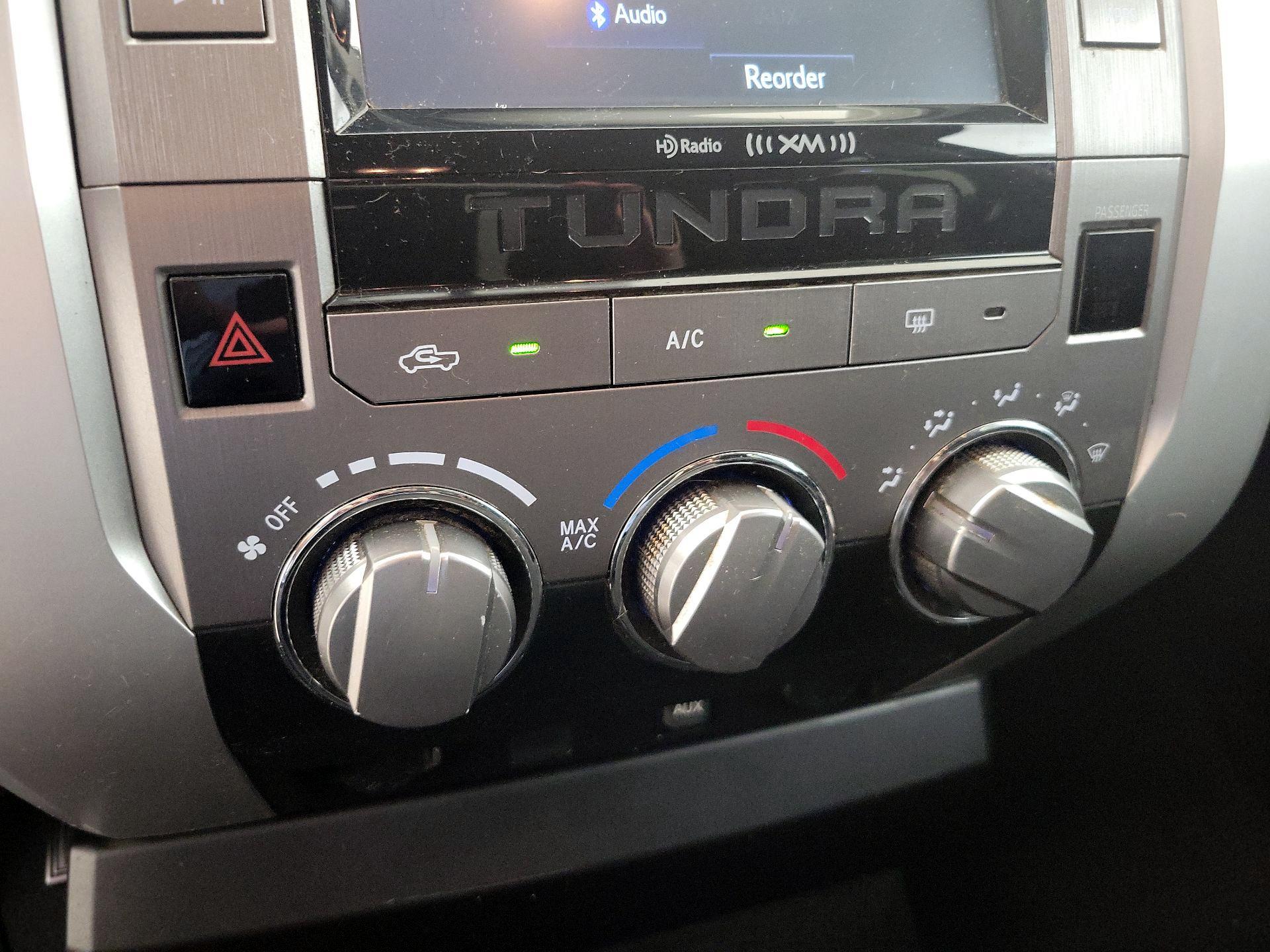 Thumbnail: 2016 Toyota Tundra - 16