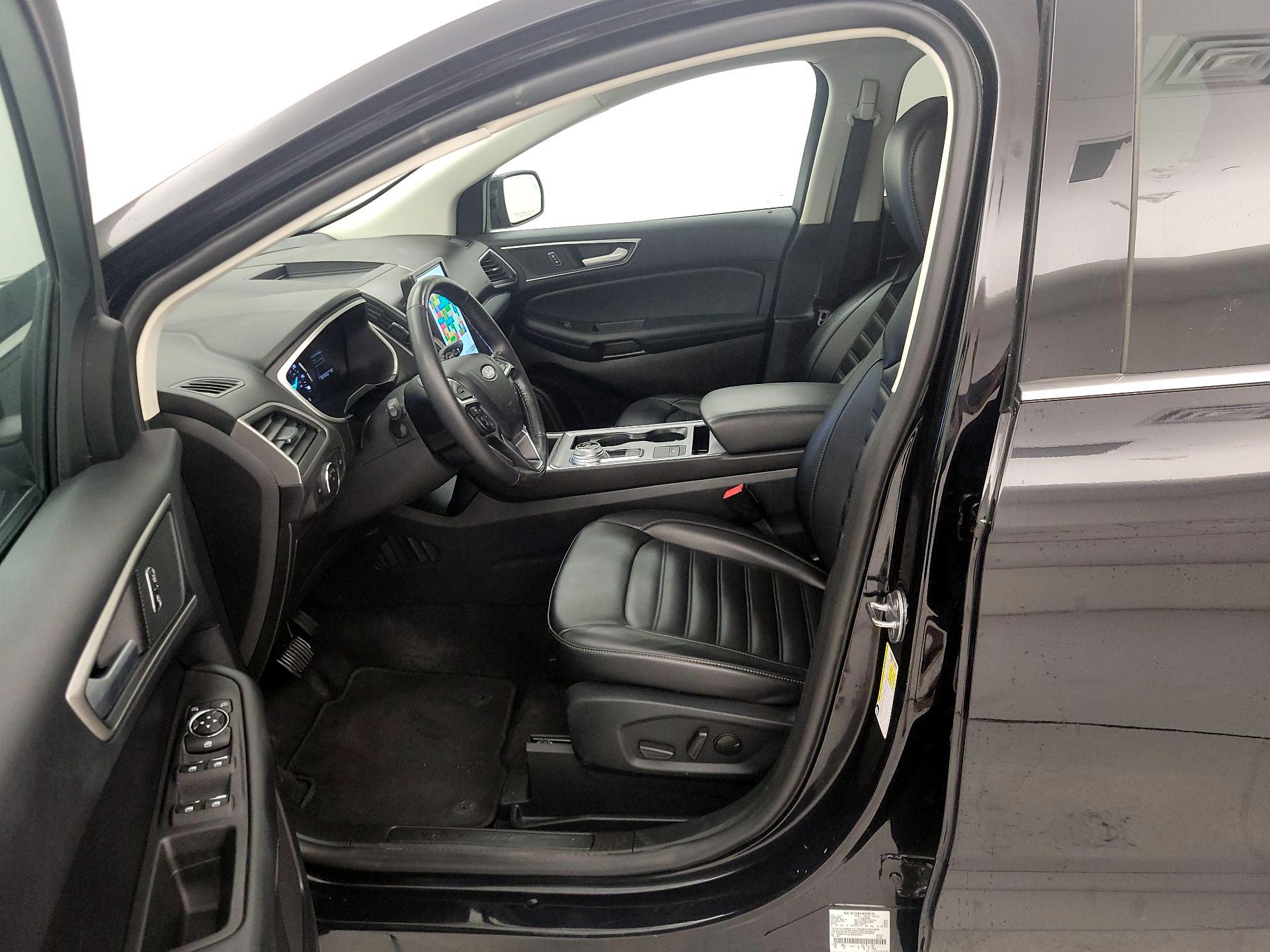Thumbnail: 2021 Ford Edge - 11