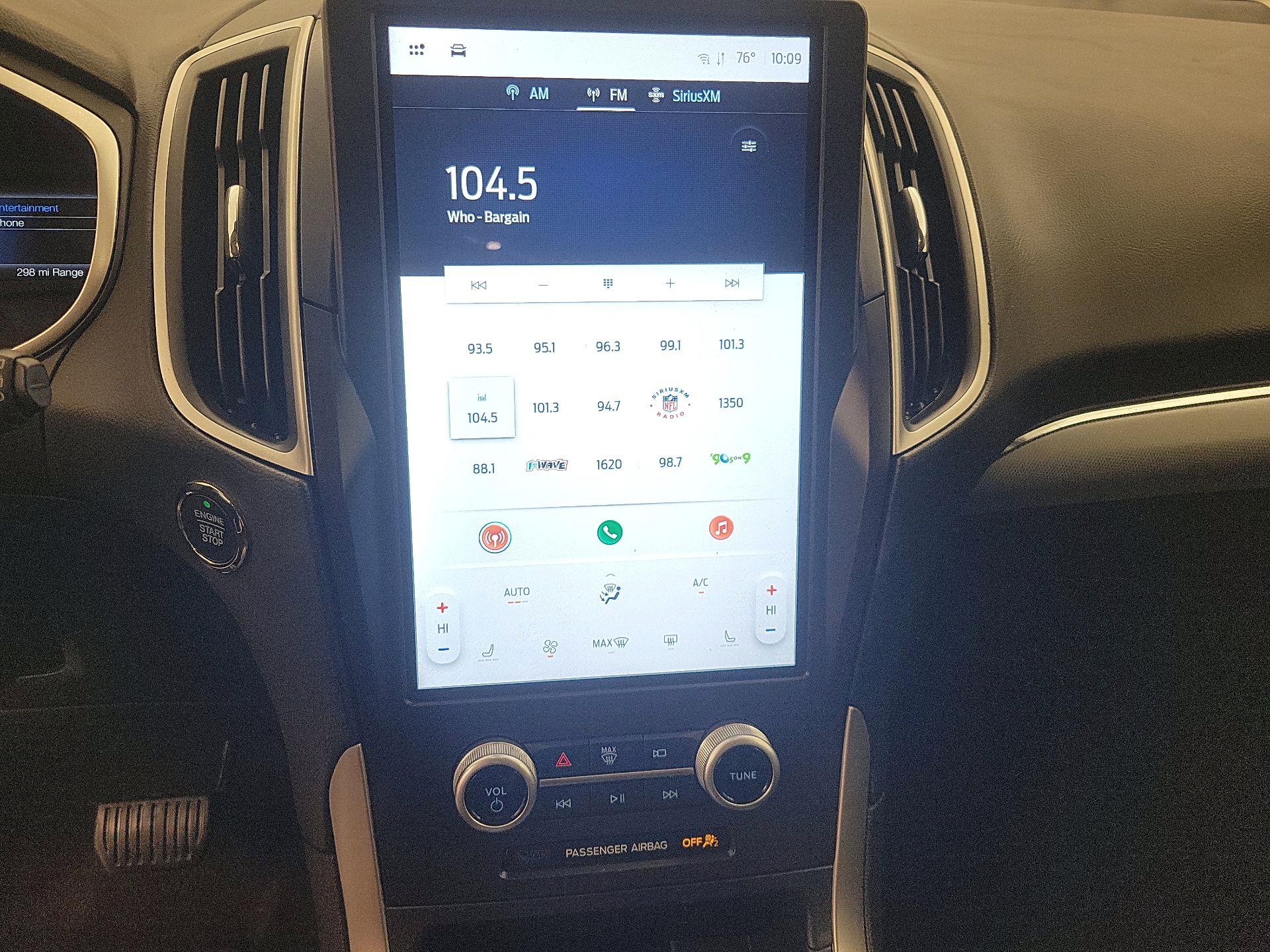 Thumbnail: 2021 Ford Edge - 15