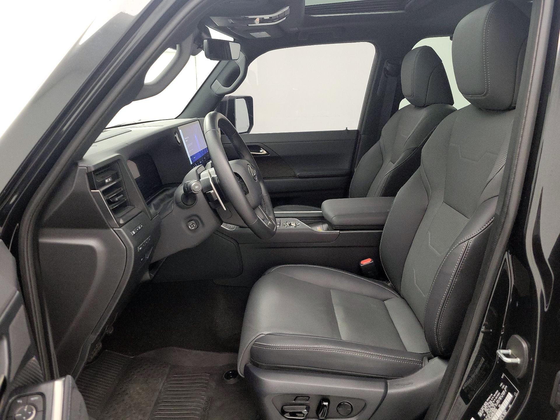 Thumbnail: 2024 Lexus GX - 11