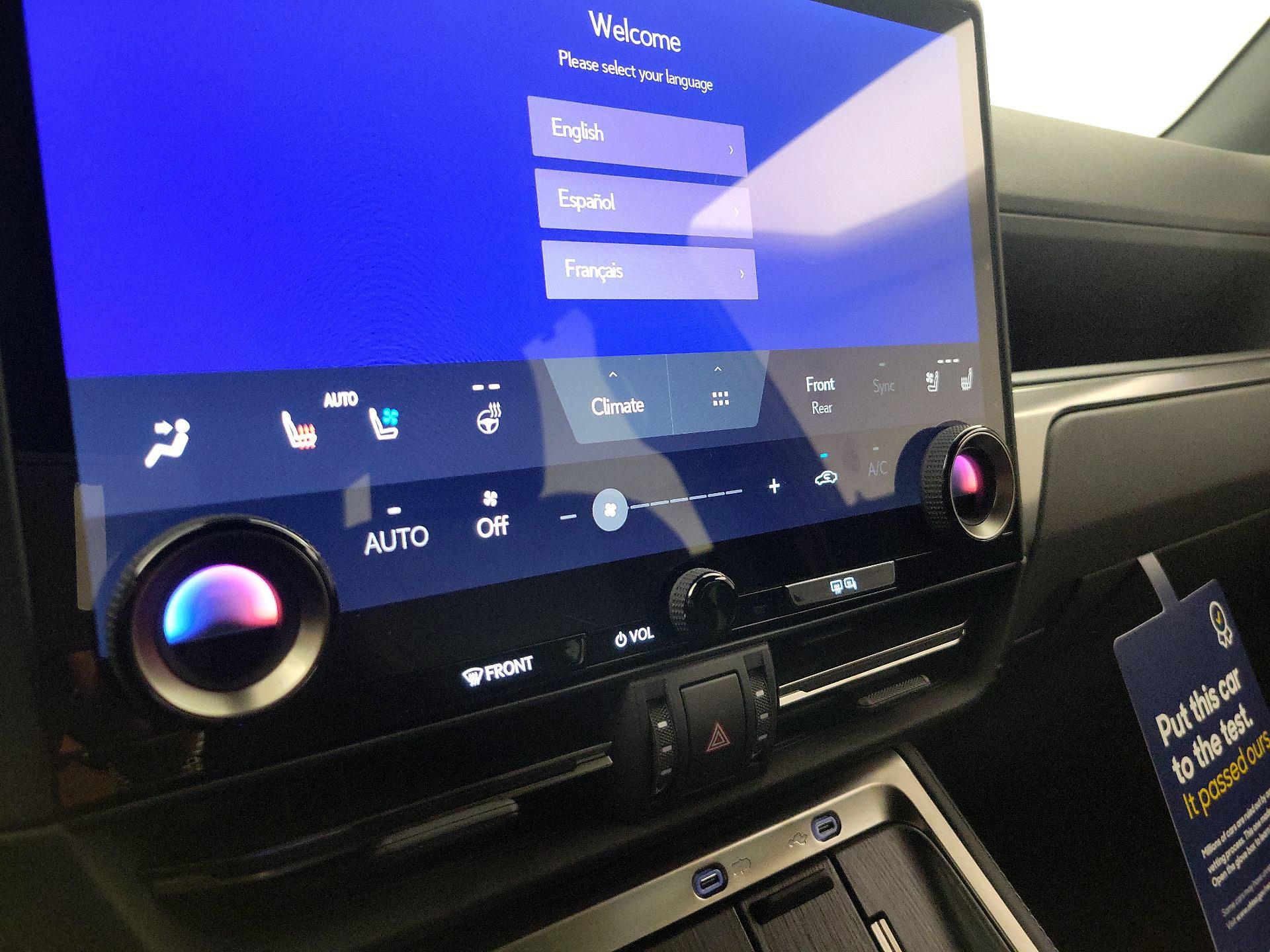 Thumbnail: 2024 Lexus GX - 16