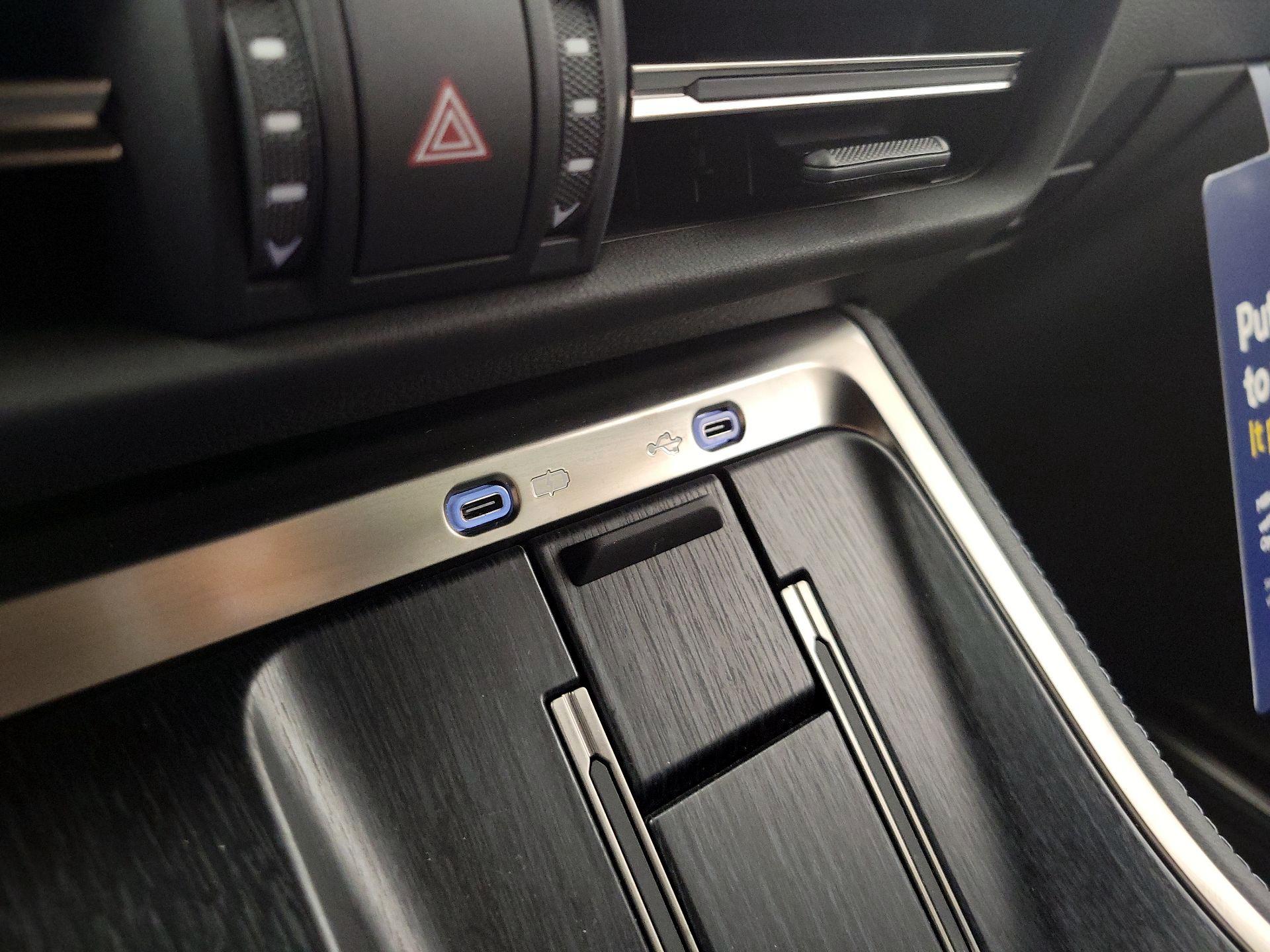 Thumbnail: 2024 Lexus GX - 18