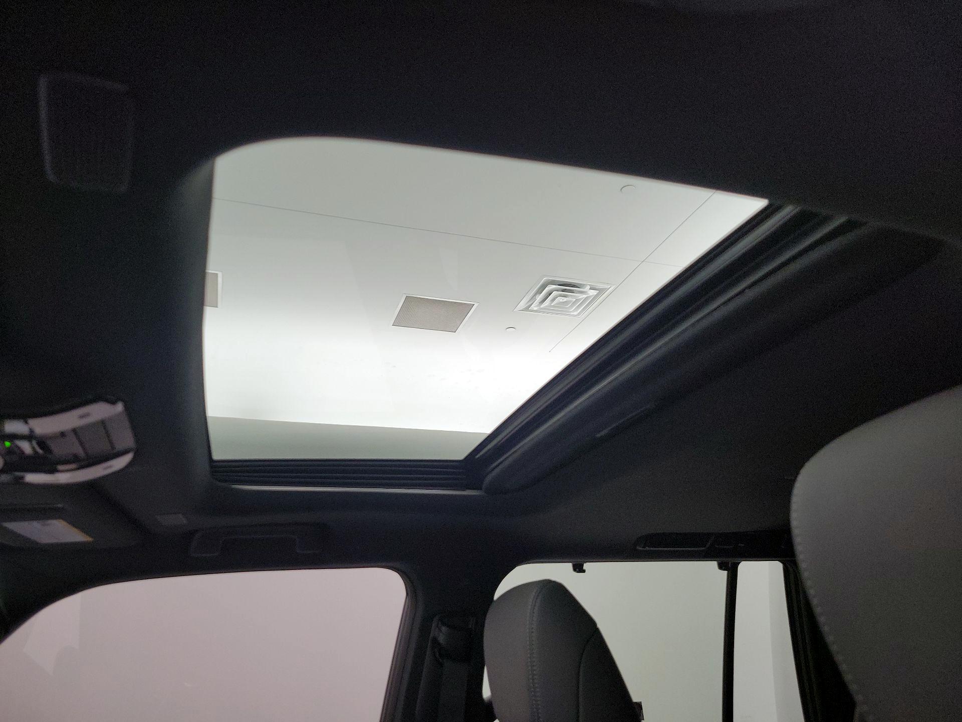 Thumbnail: 2024 Lexus GX - 19
