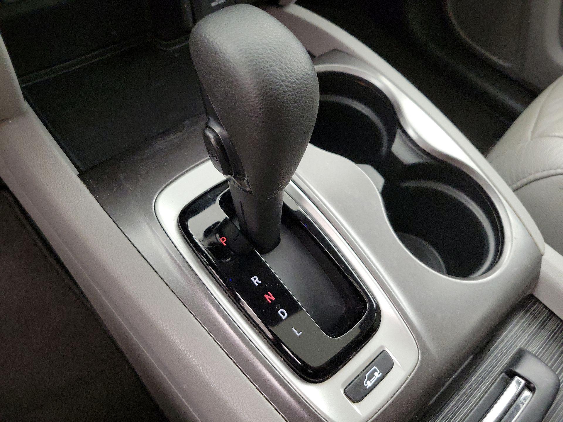 Thumbnail: 2016 Honda Pilot - 17