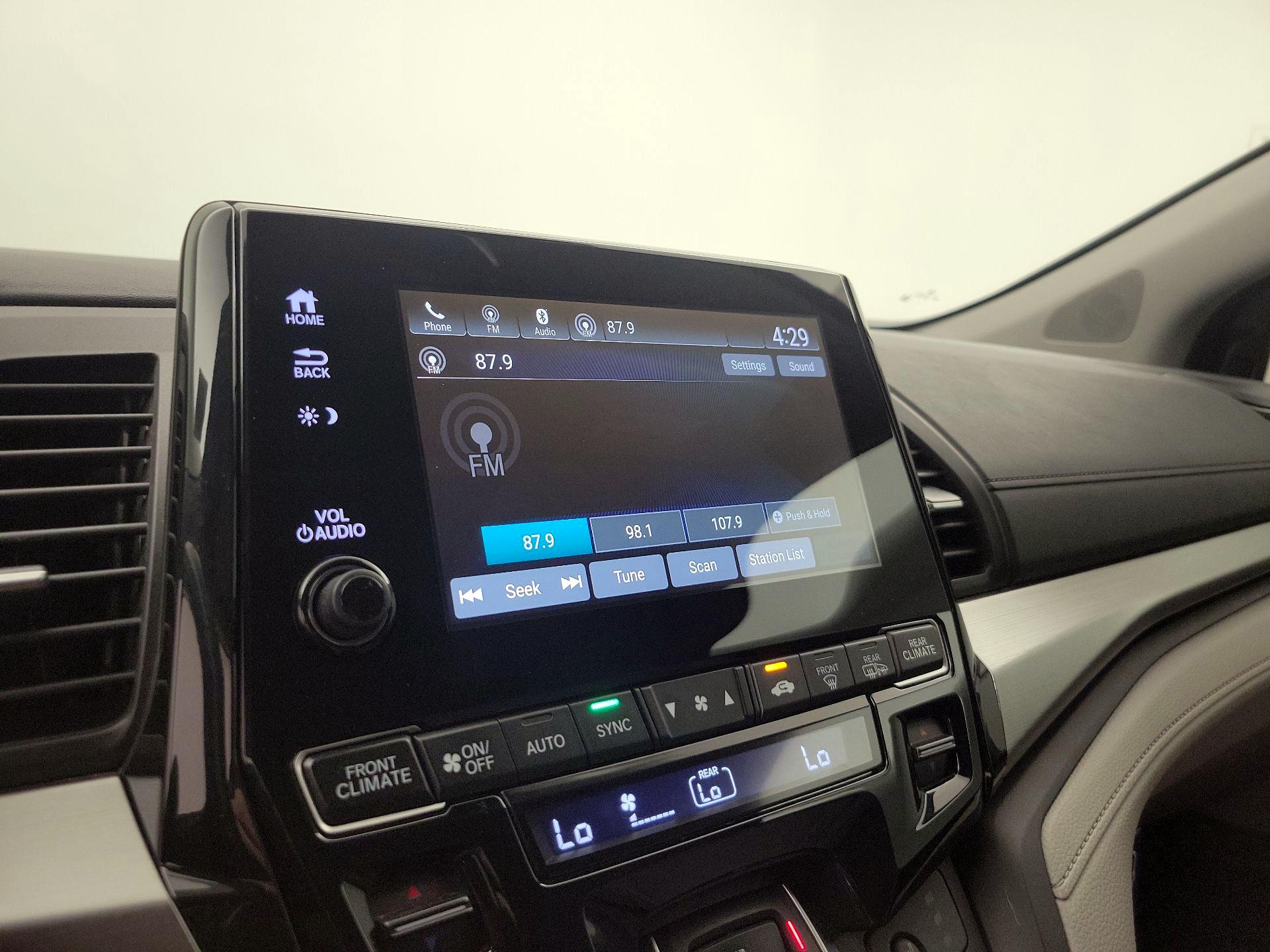 Thumbnail: 2019 Honda Odyssey - 16