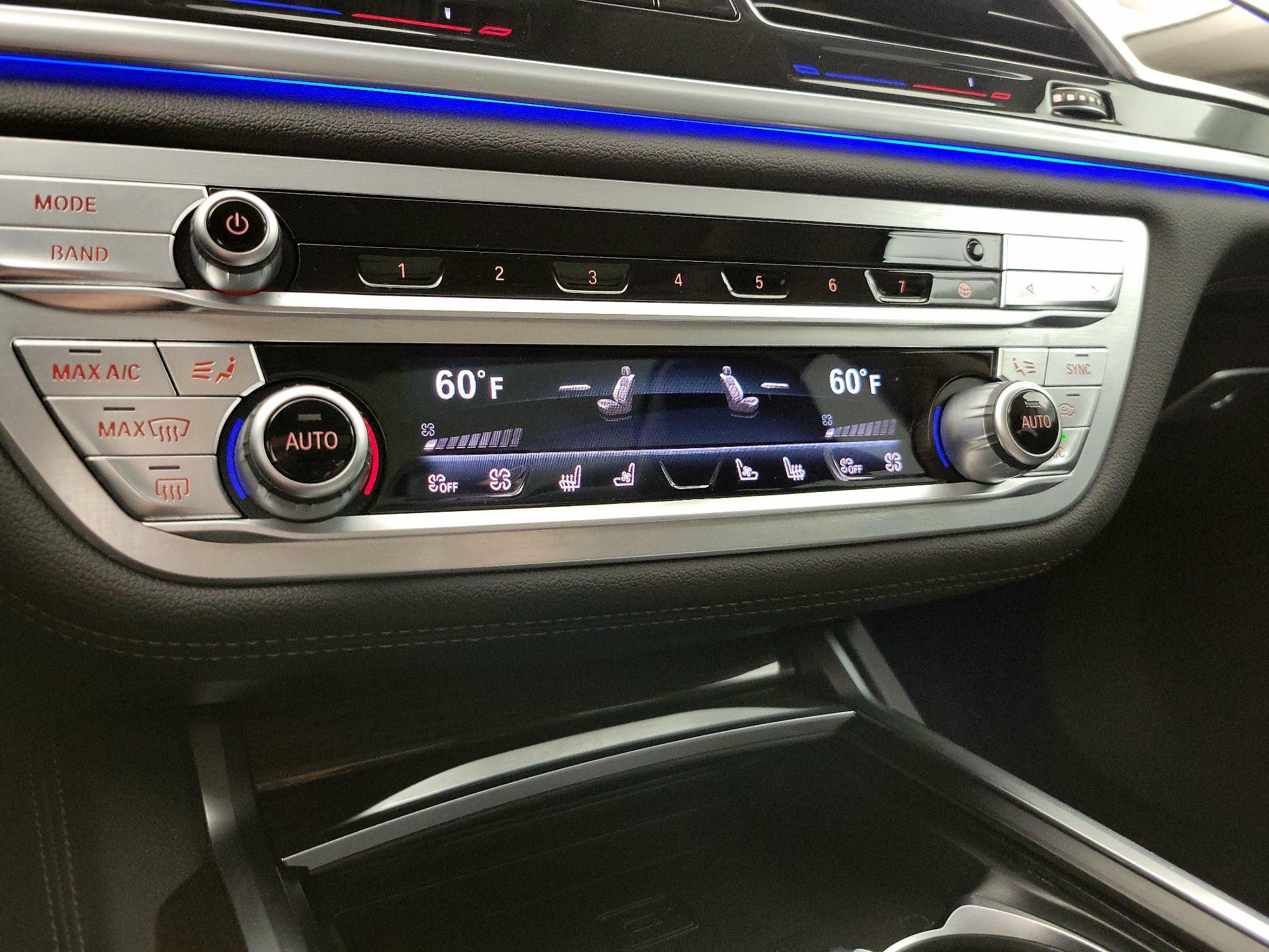 Thumbnail: 2021 BMW 7 Series - 17
