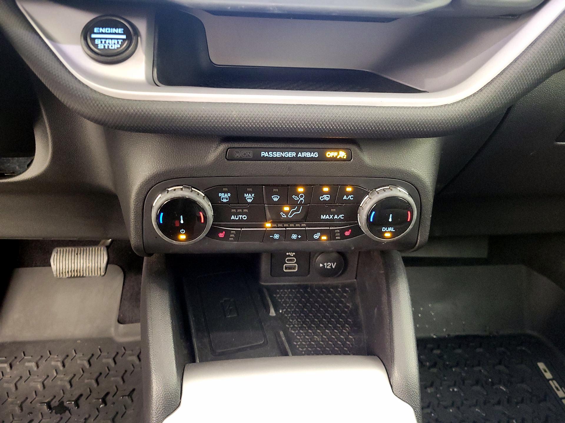 Thumbnail: 2023 Ford Bronco Sport - 17