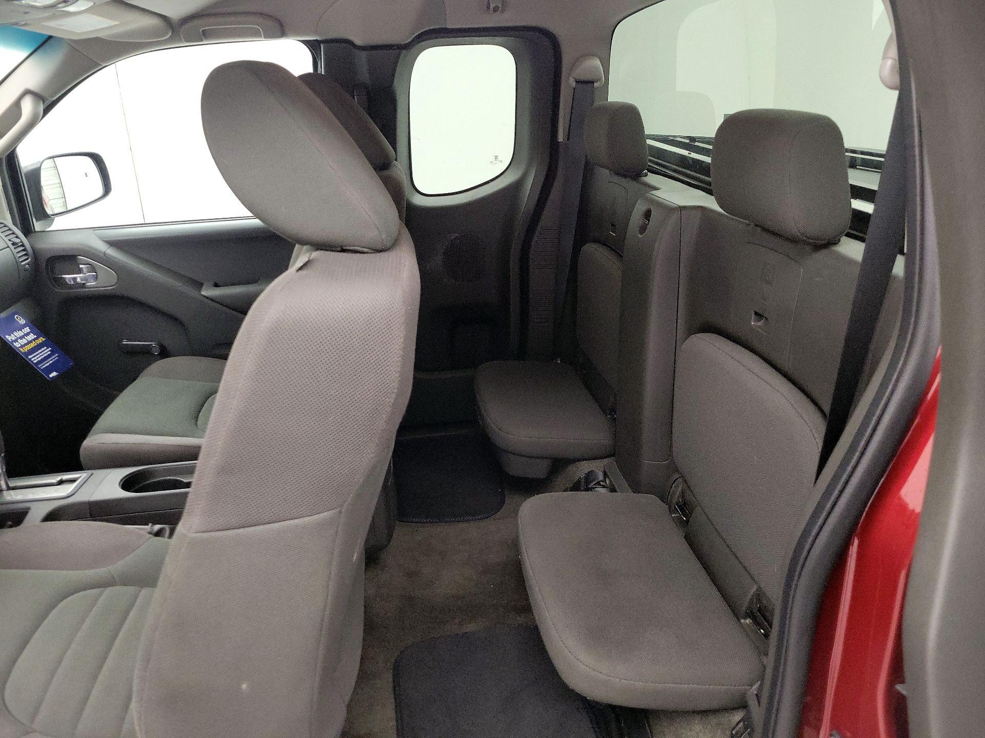 Thumbnail: 2016 Nissan Frontier - 18