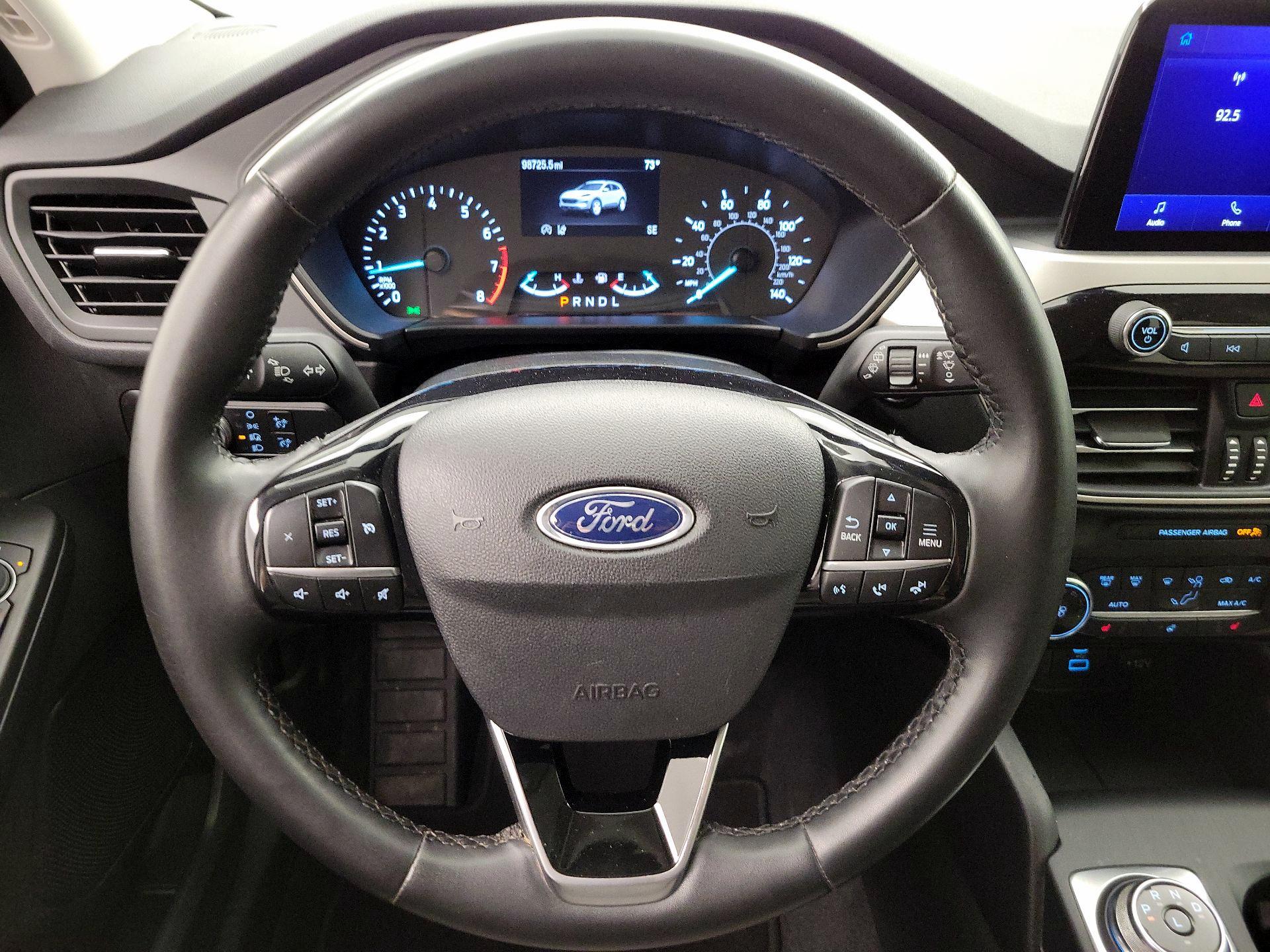 Thumbnail: 2022 Ford Escape - 10