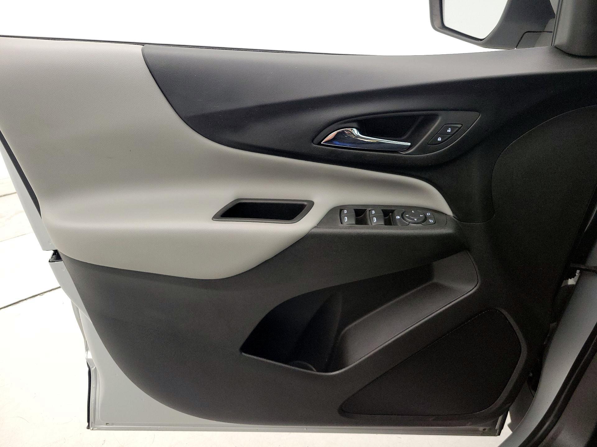 Thumbnail: 2022 Chevrolet Equinox - 12