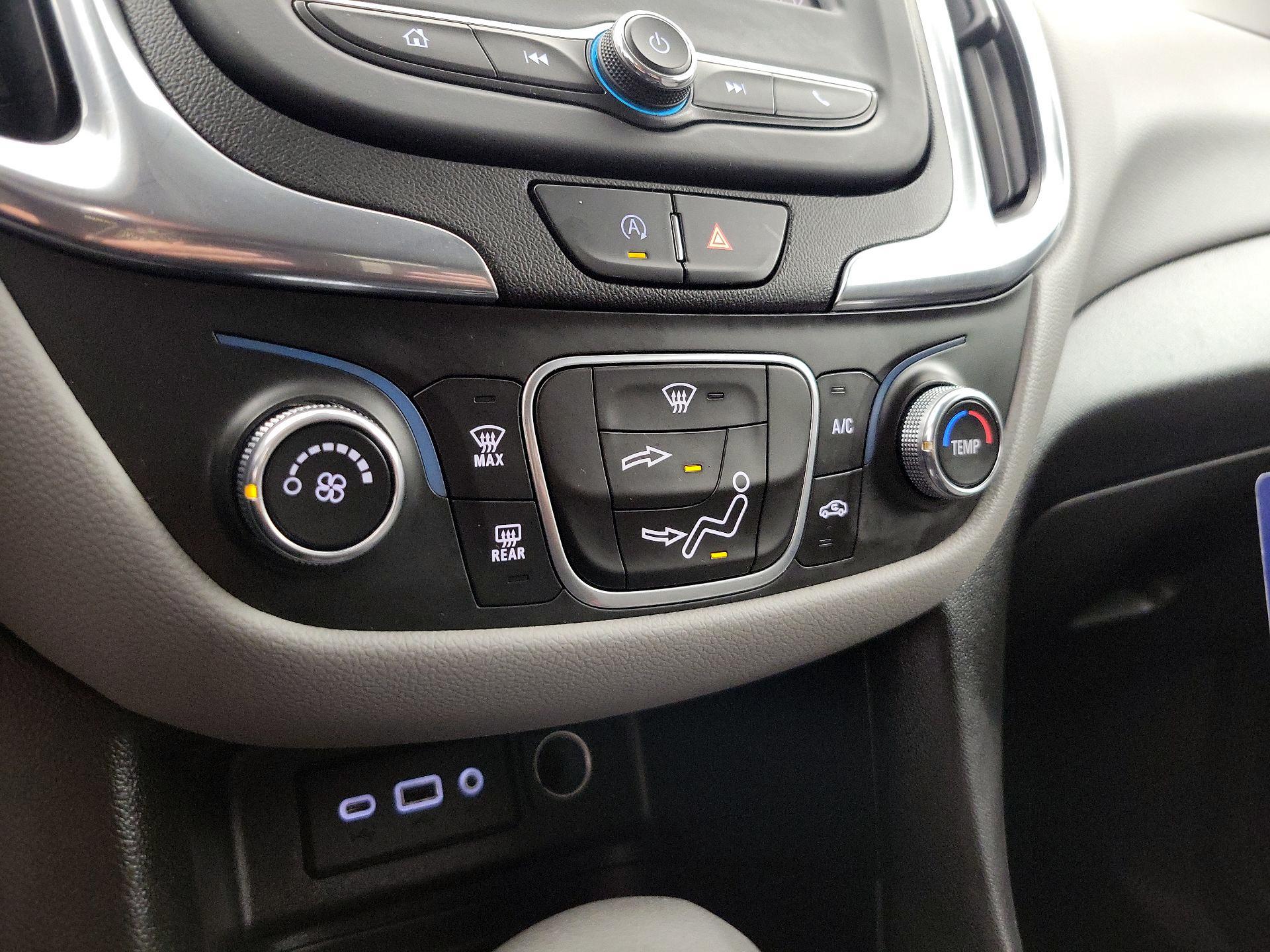 Thumbnail: 2022 Chevrolet Equinox - 16