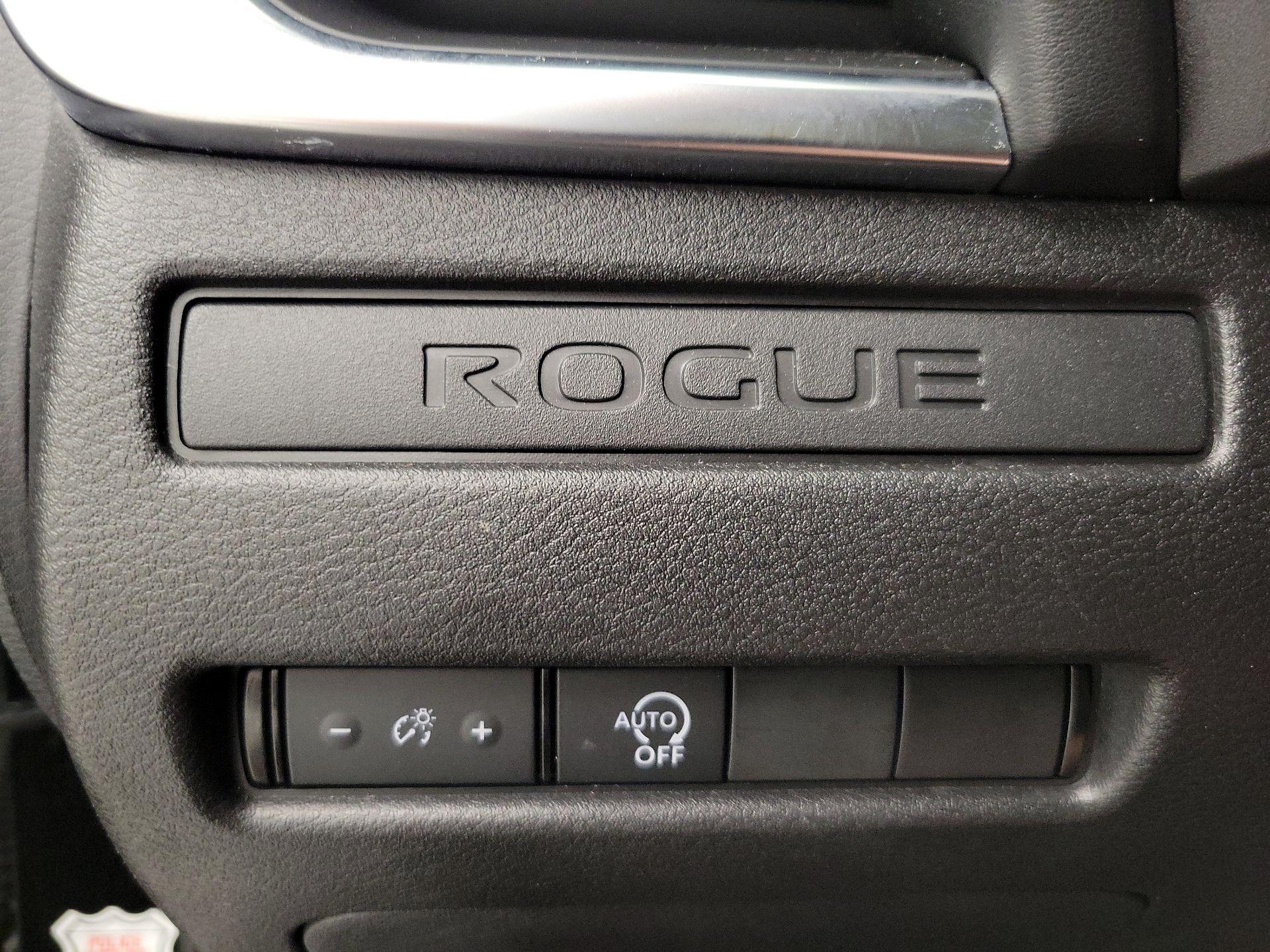 Thumbnail: 2023 Nissan Rogue - 13