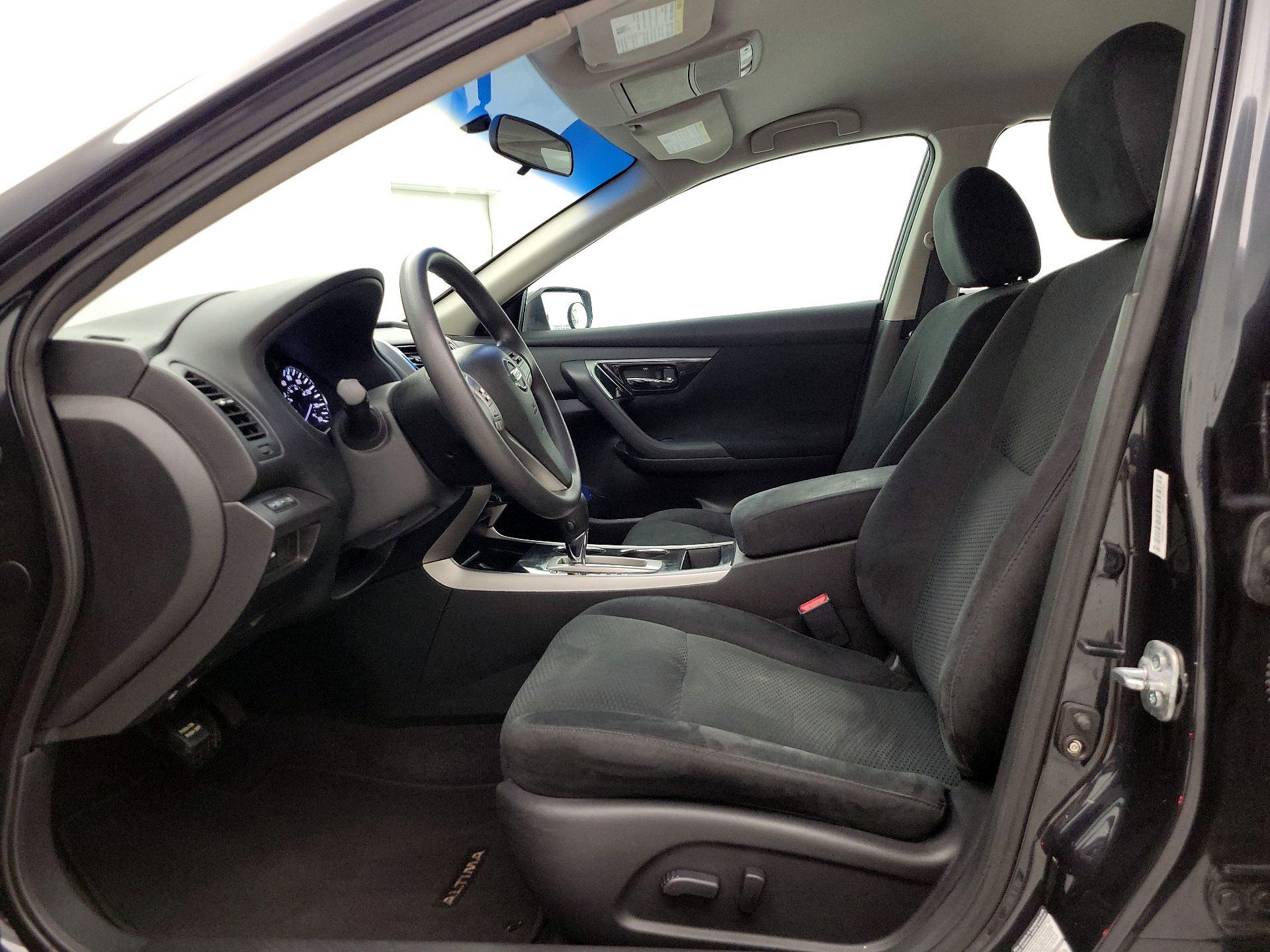 Thumbnail: 2014 Nissan Altima - 11
