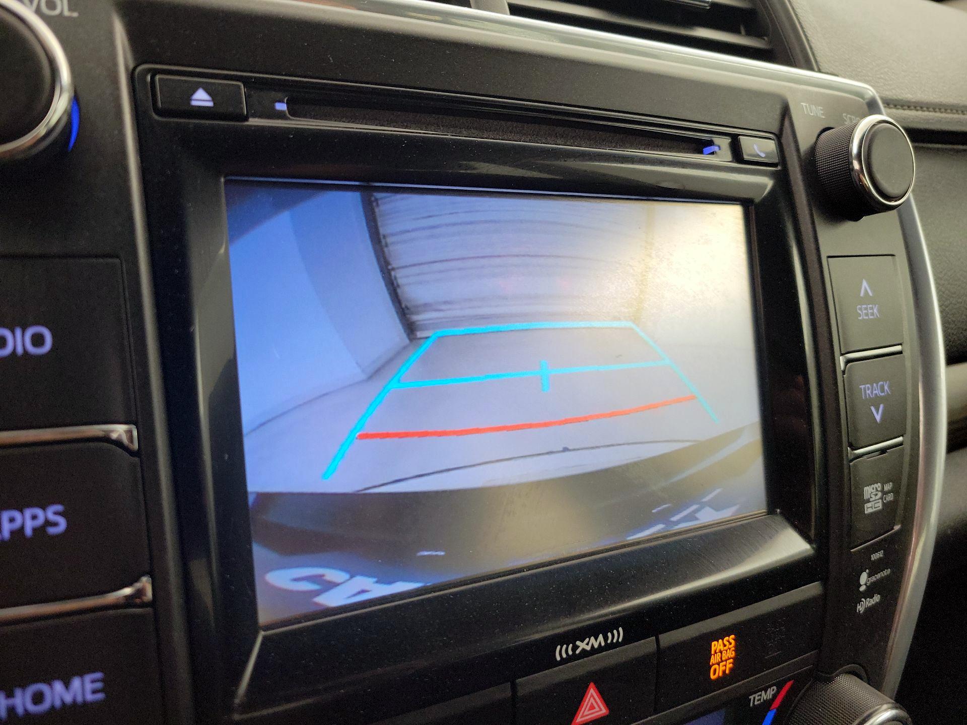 Thumbnail: 2015 Toyota Camry - 15