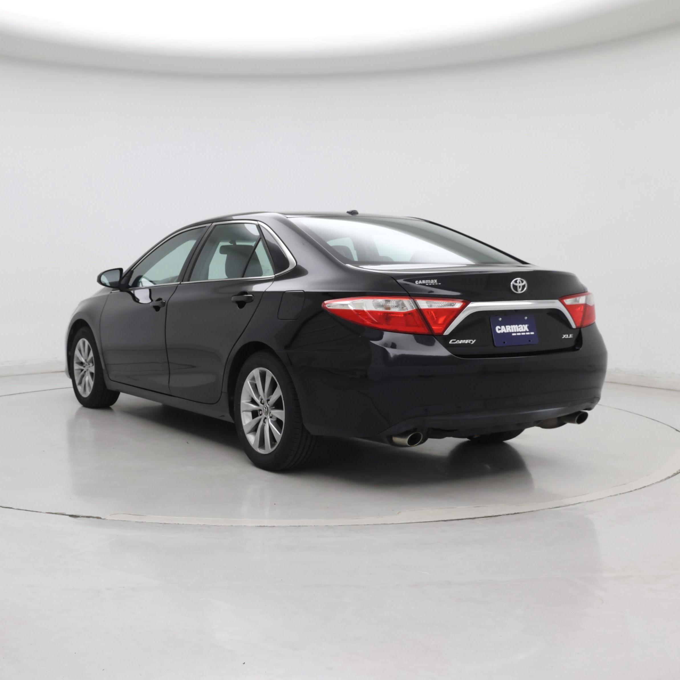Thumbnail: 2015 Toyota Camry - 2