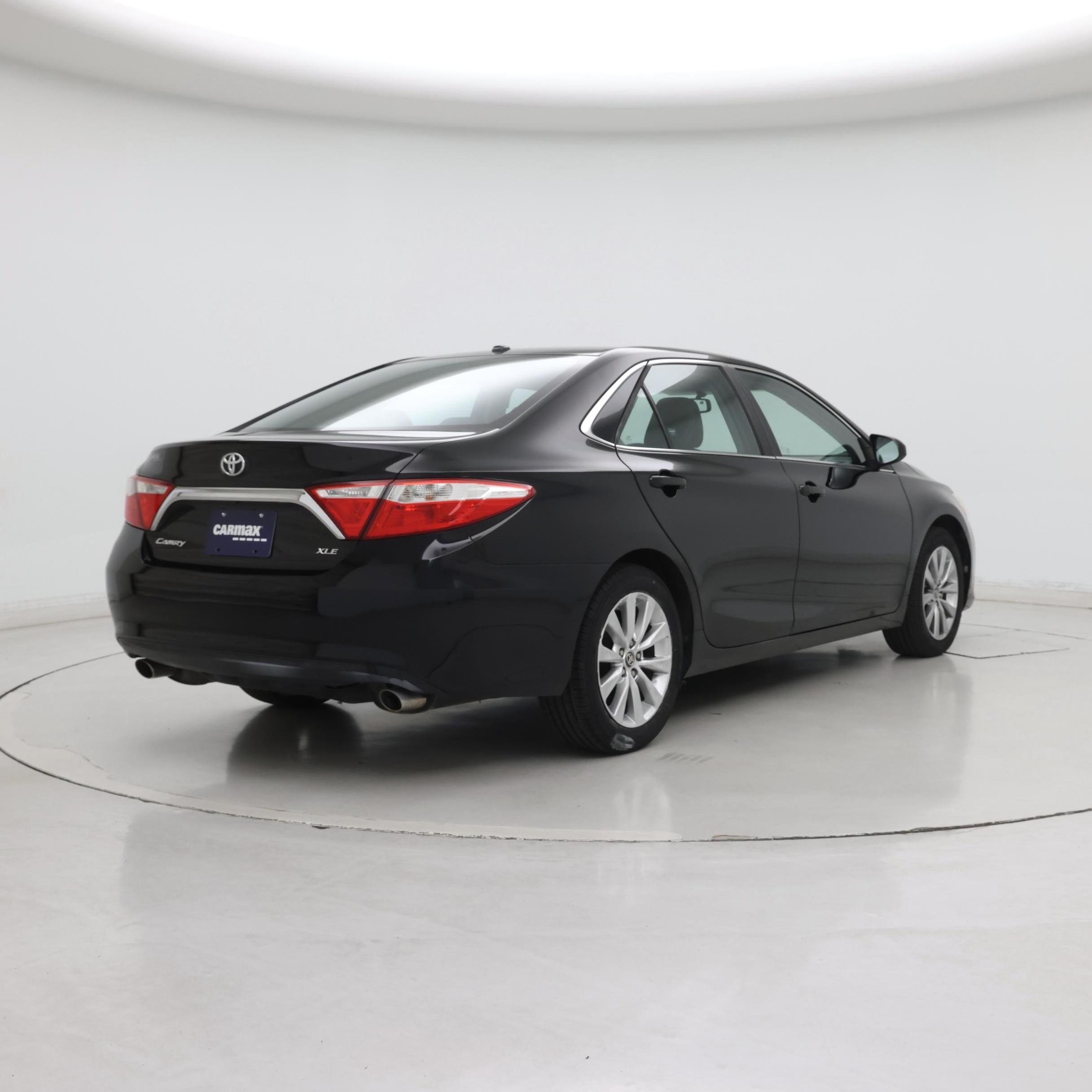 Thumbnail: 2015 Toyota Camry - 8