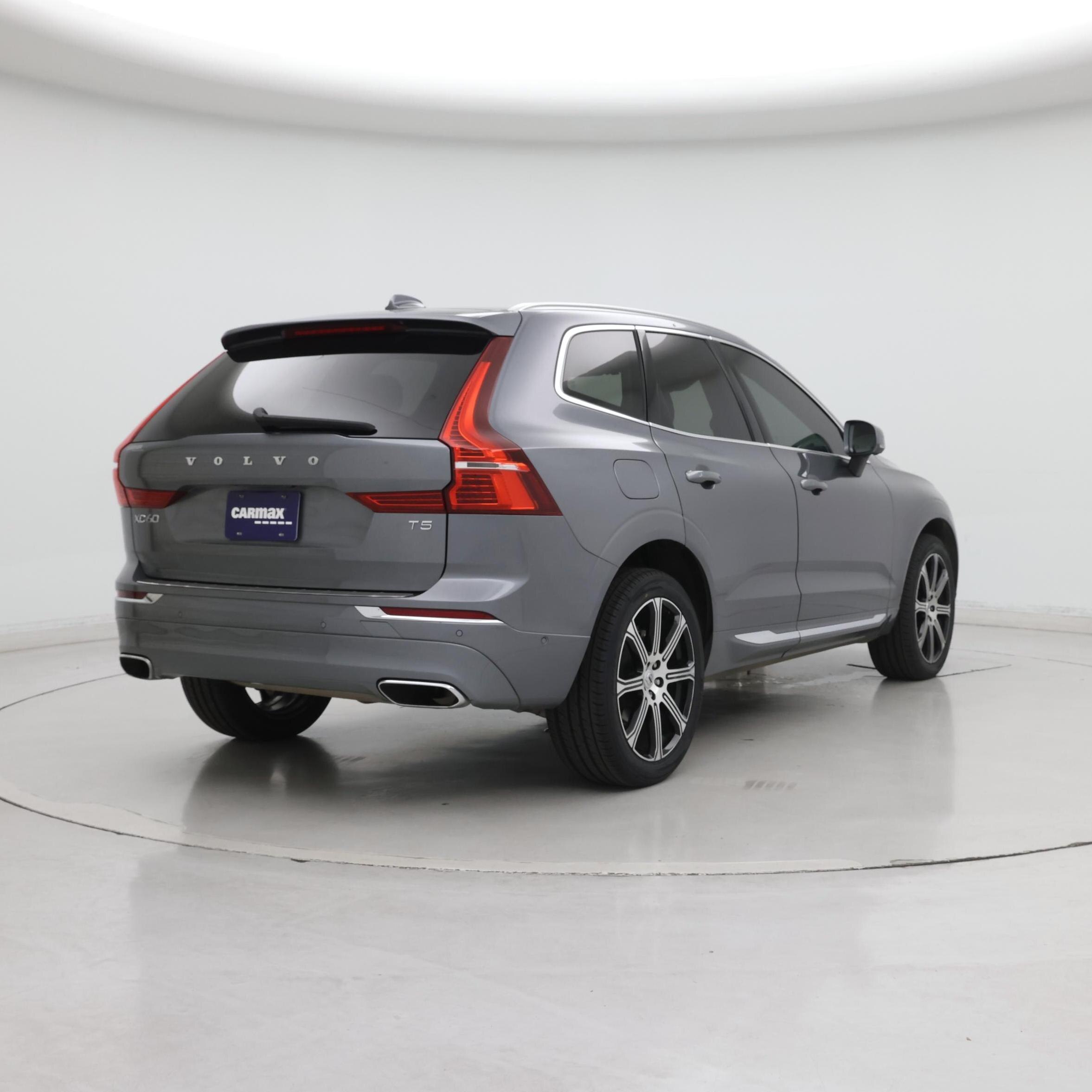 Thumbnail: 2021 Volvo XC60 - 8