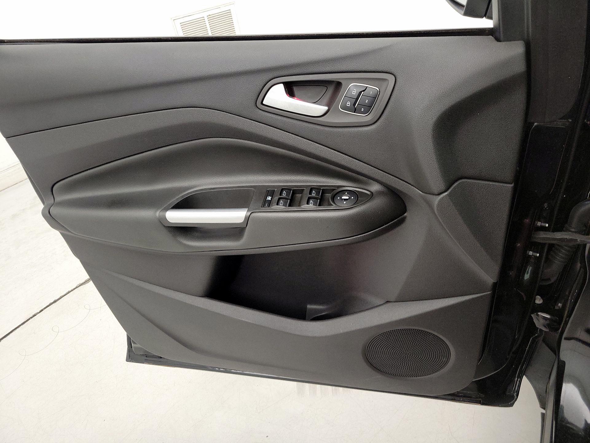 Thumbnail: 2014 Ford Escape - 12