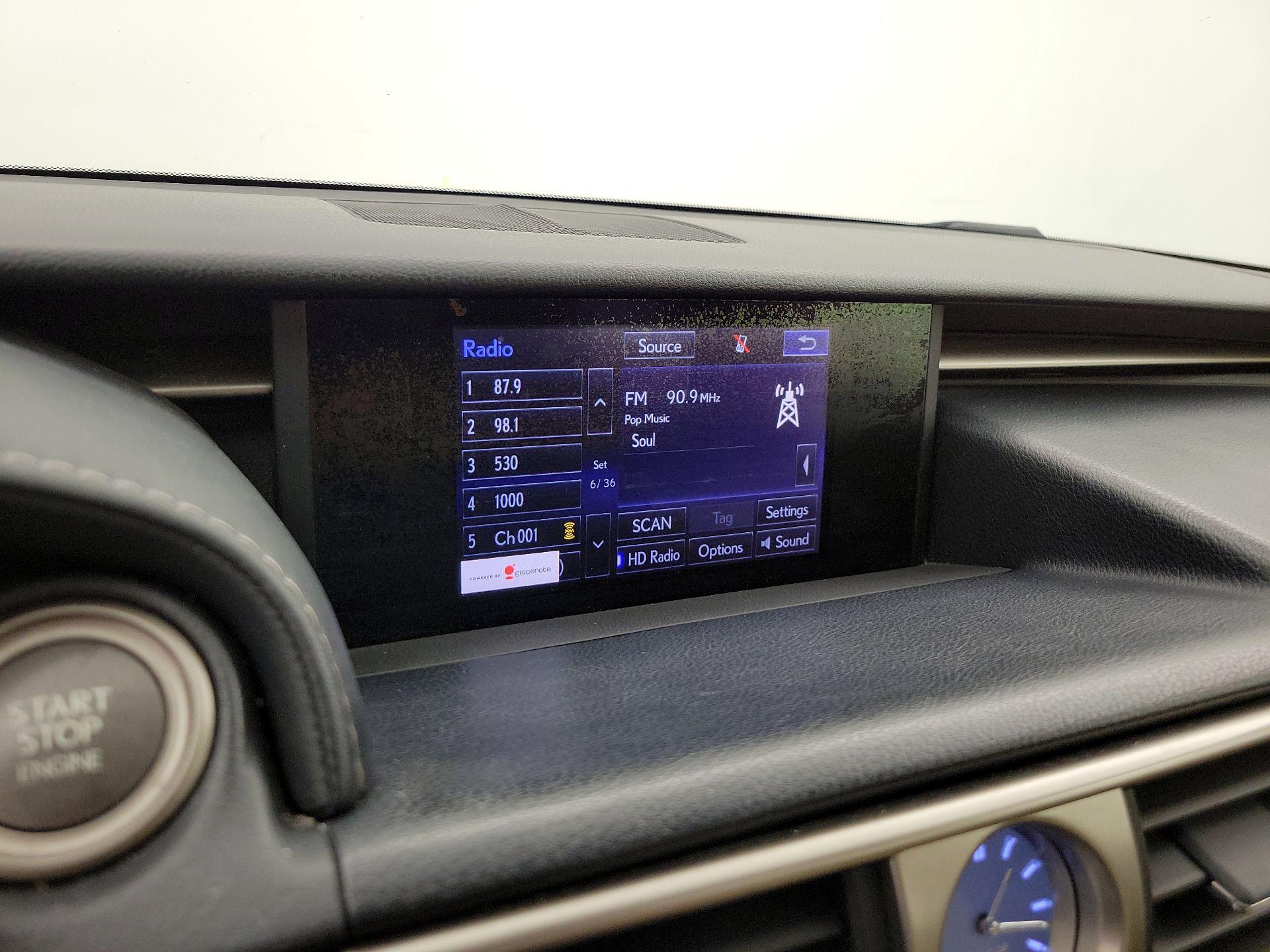 Thumbnail: 2015 Lexus IS - 16