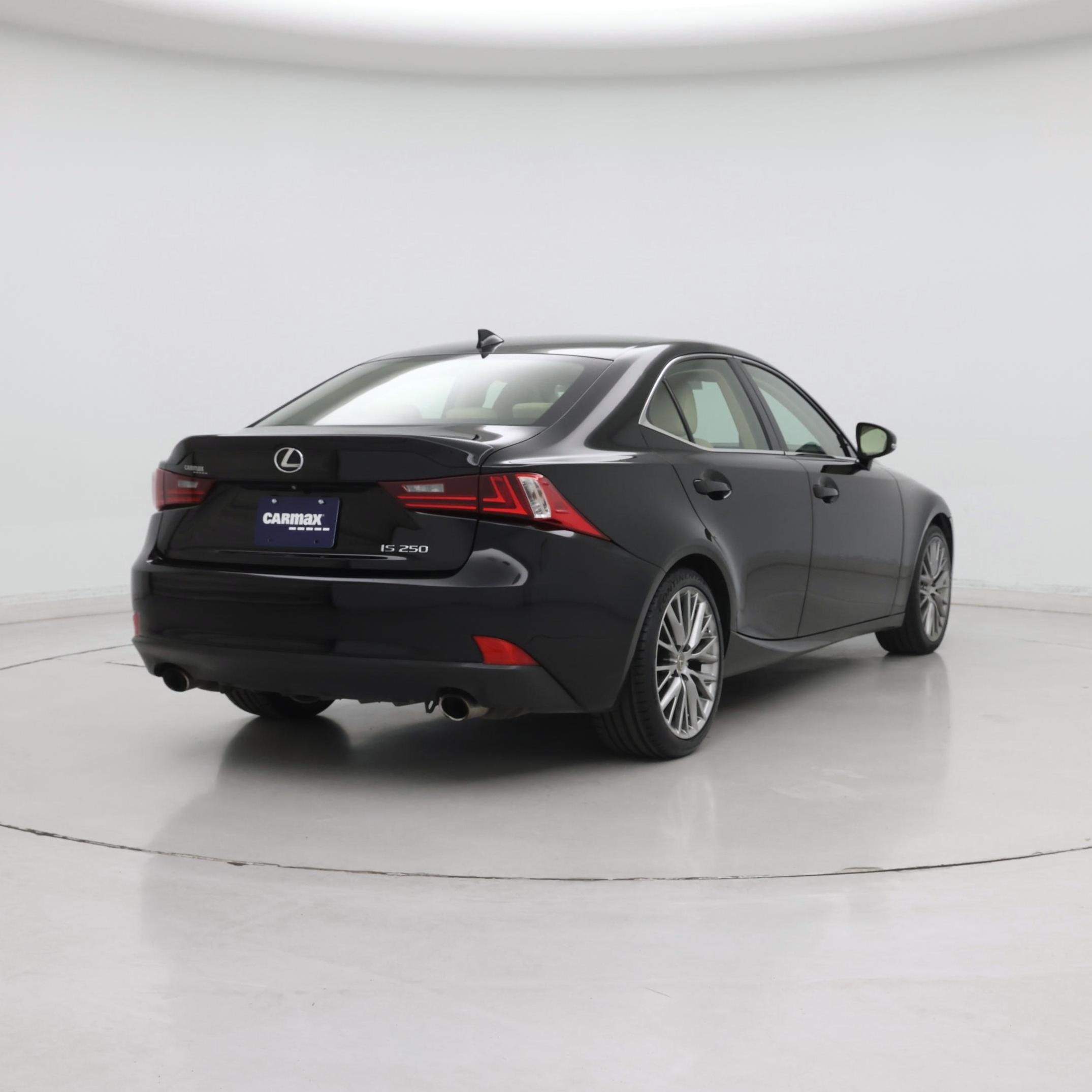 Thumbnail: 2015 Lexus IS - 8