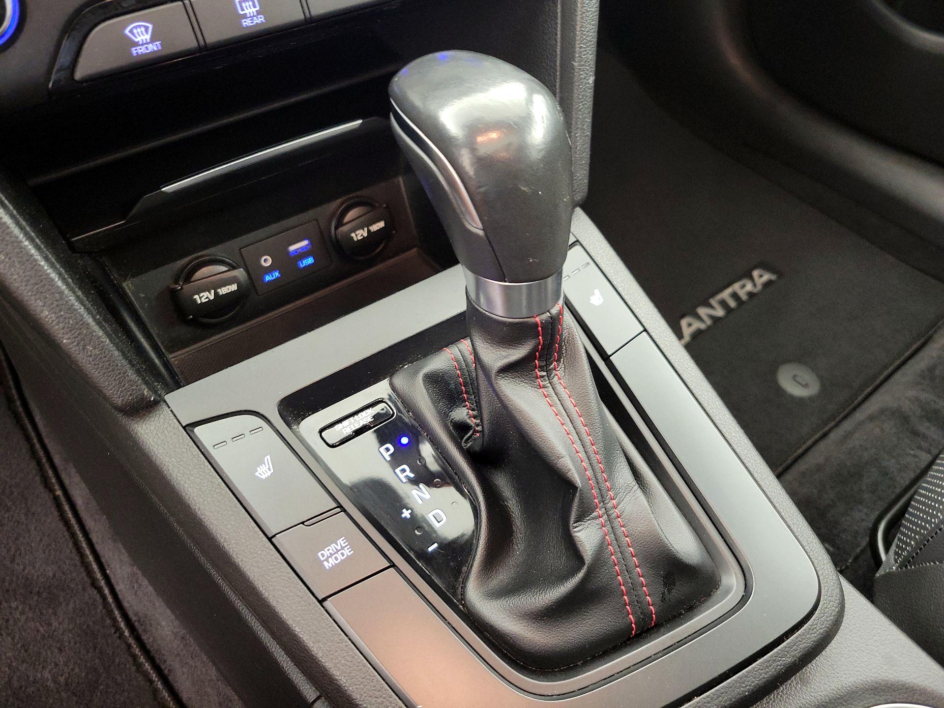 Thumbnail: 2018 Hyundai Elantra - 17