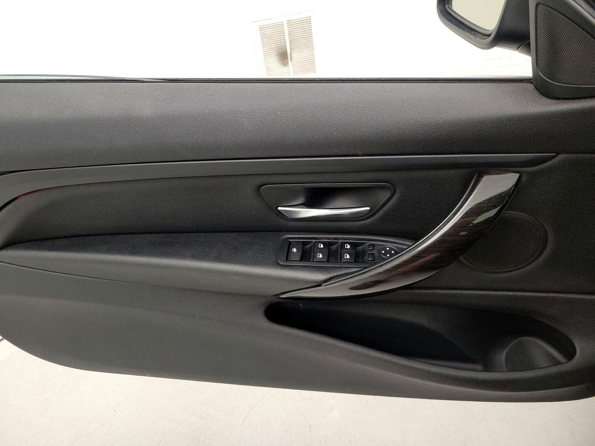 Thumbnail: 2015 BMW 4 Series - 12