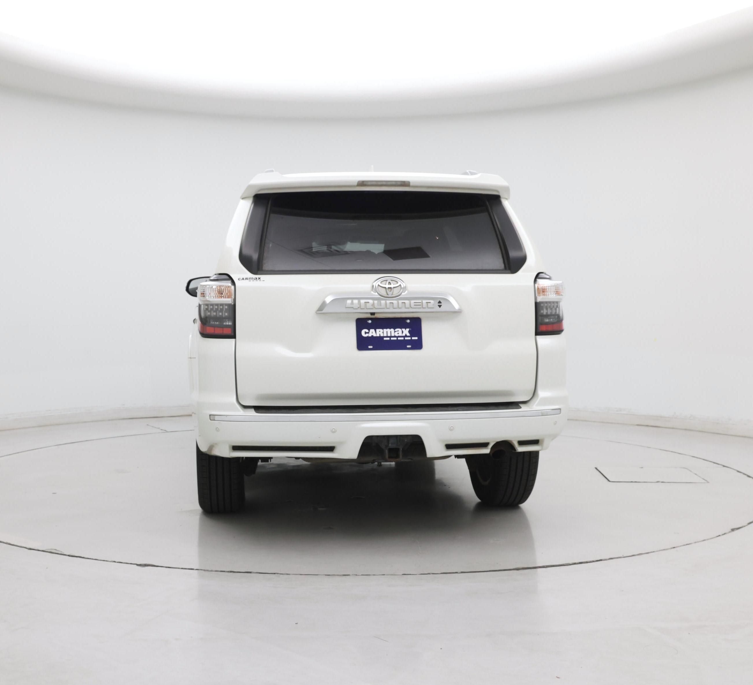 Thumbnail: 2017 Toyota 4Runner - 6