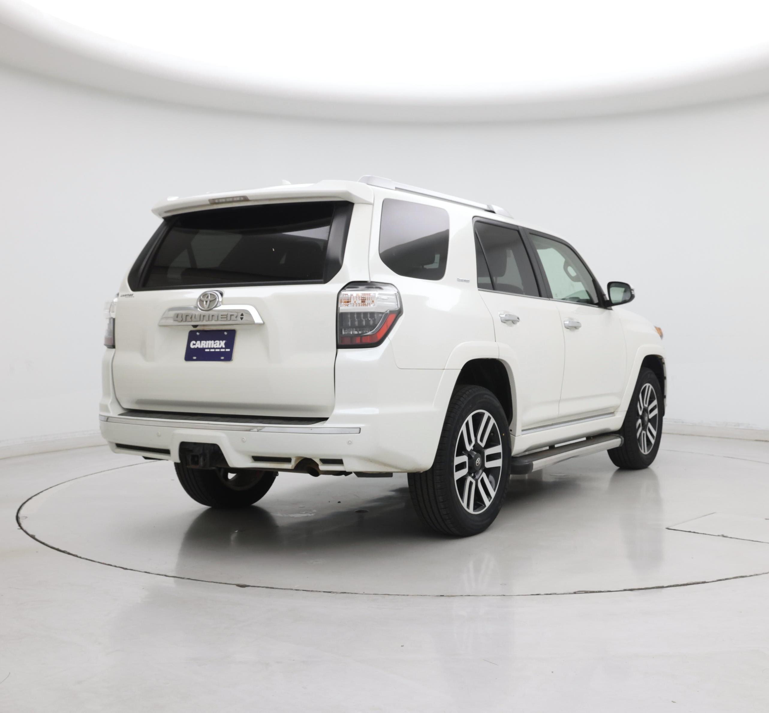 Thumbnail: 2017 Toyota 4Runner - 8