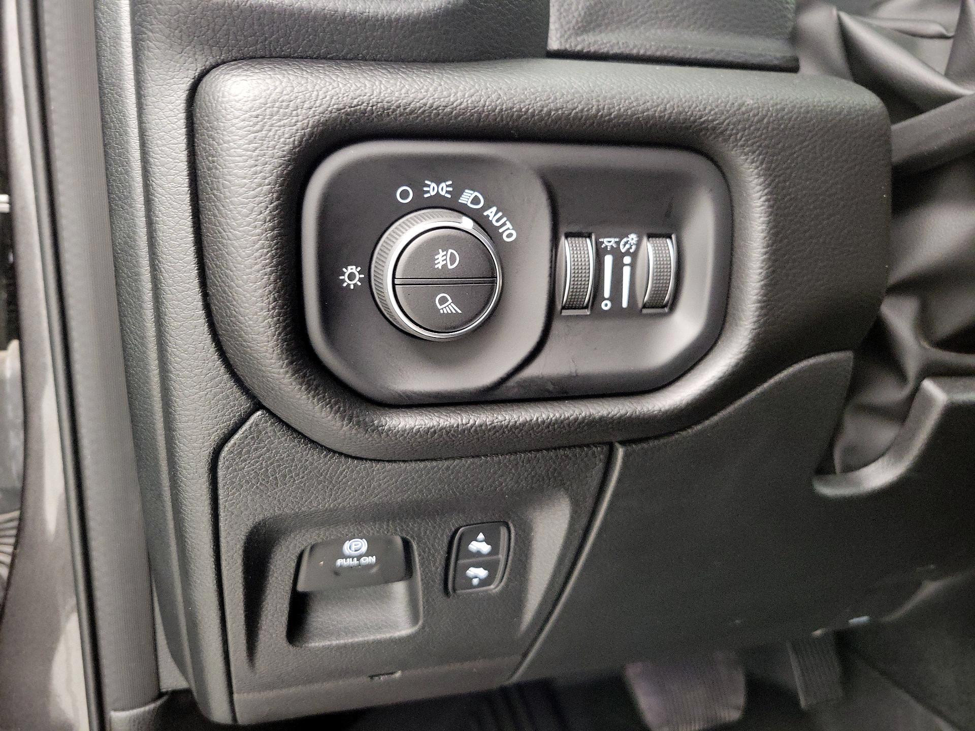 Thumbnail: 2022 RAM 1500 - 13
