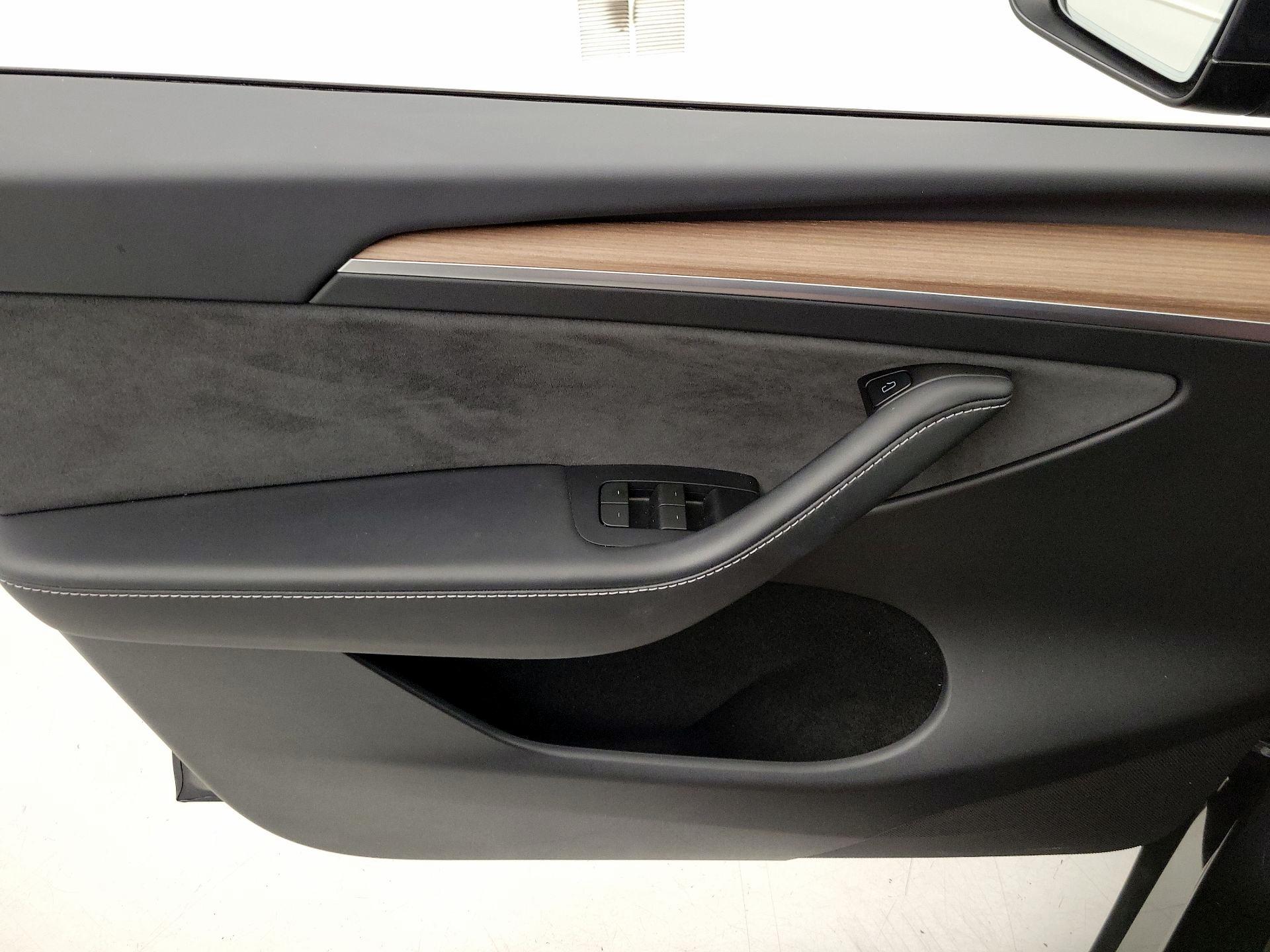 Thumbnail: 2024 Tesla Model Y - 12