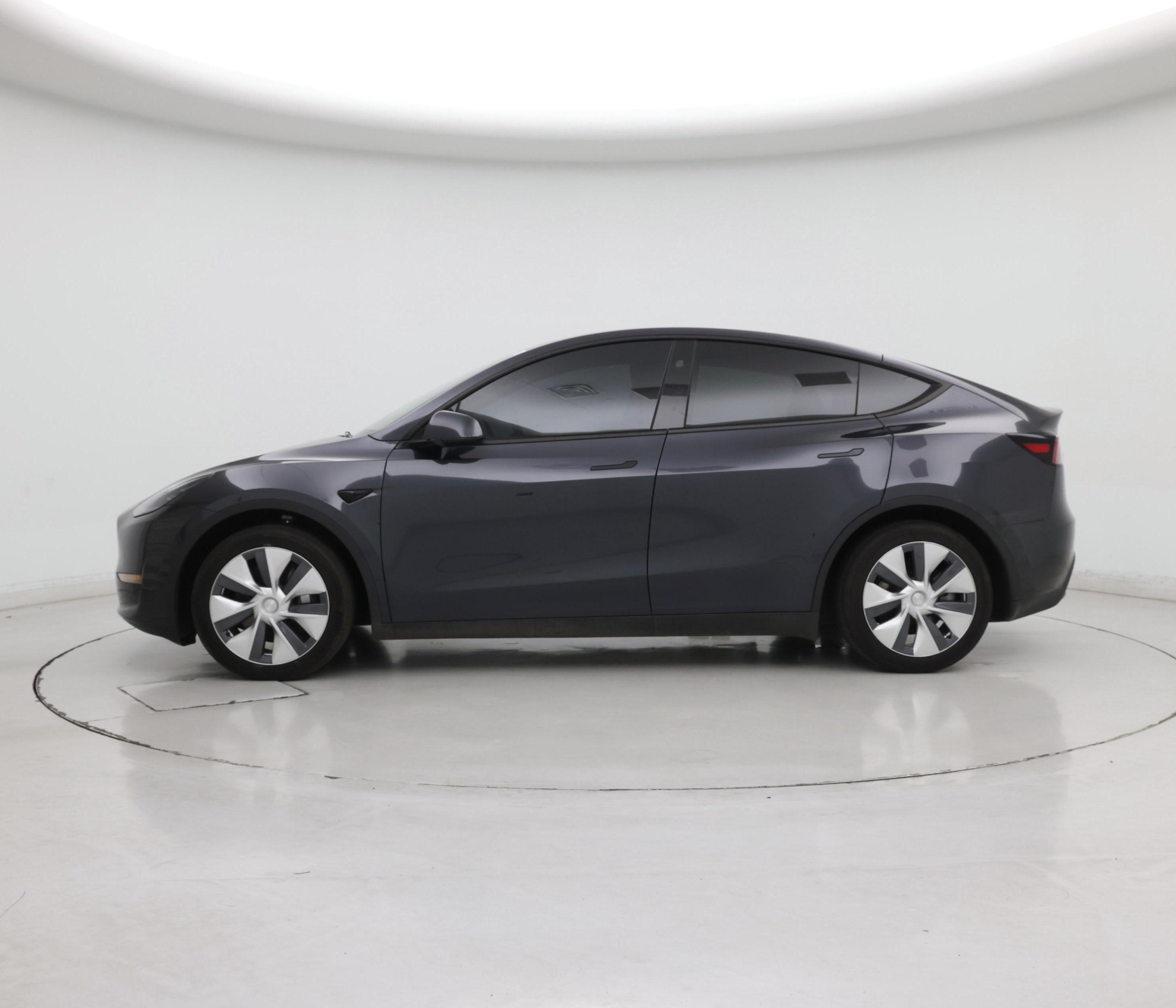 Thumbnail: 2024 Tesla Model Y - 3