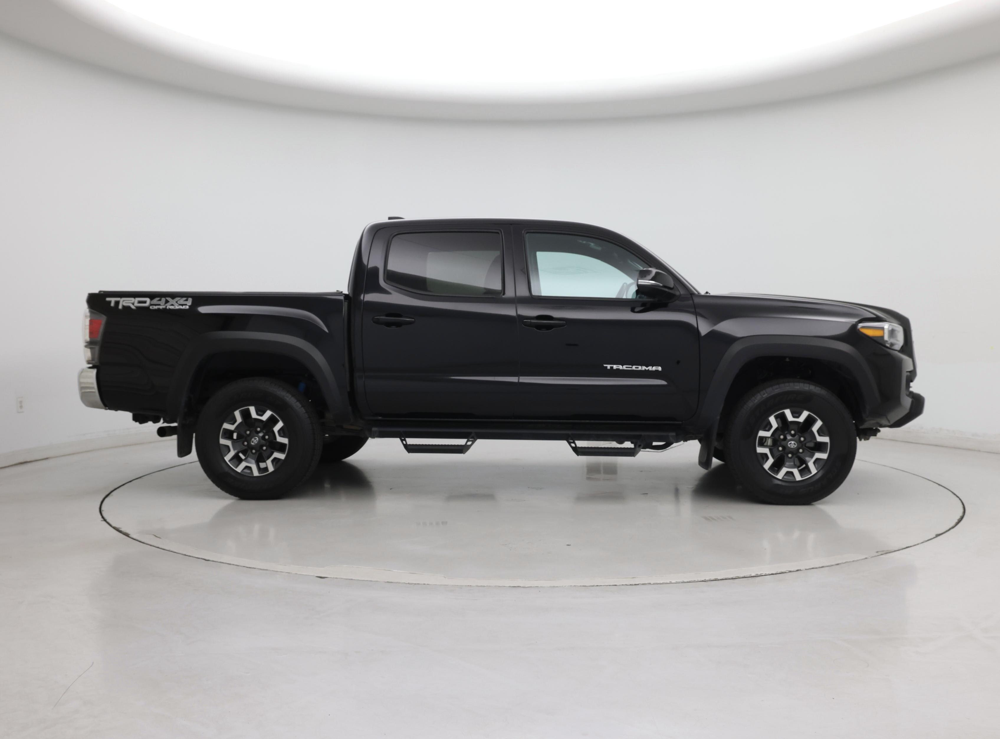 Thumbnail: 2021 Toyota Tacoma - 7