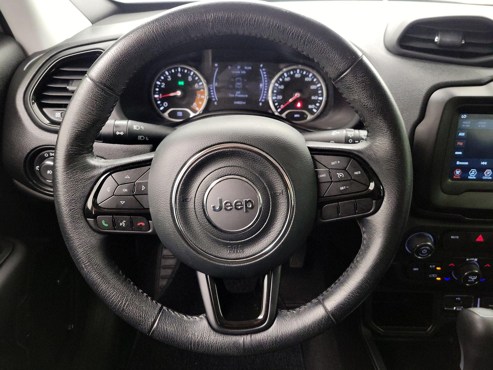 Thumbnail: 2020 Jeep Renegade - 10
