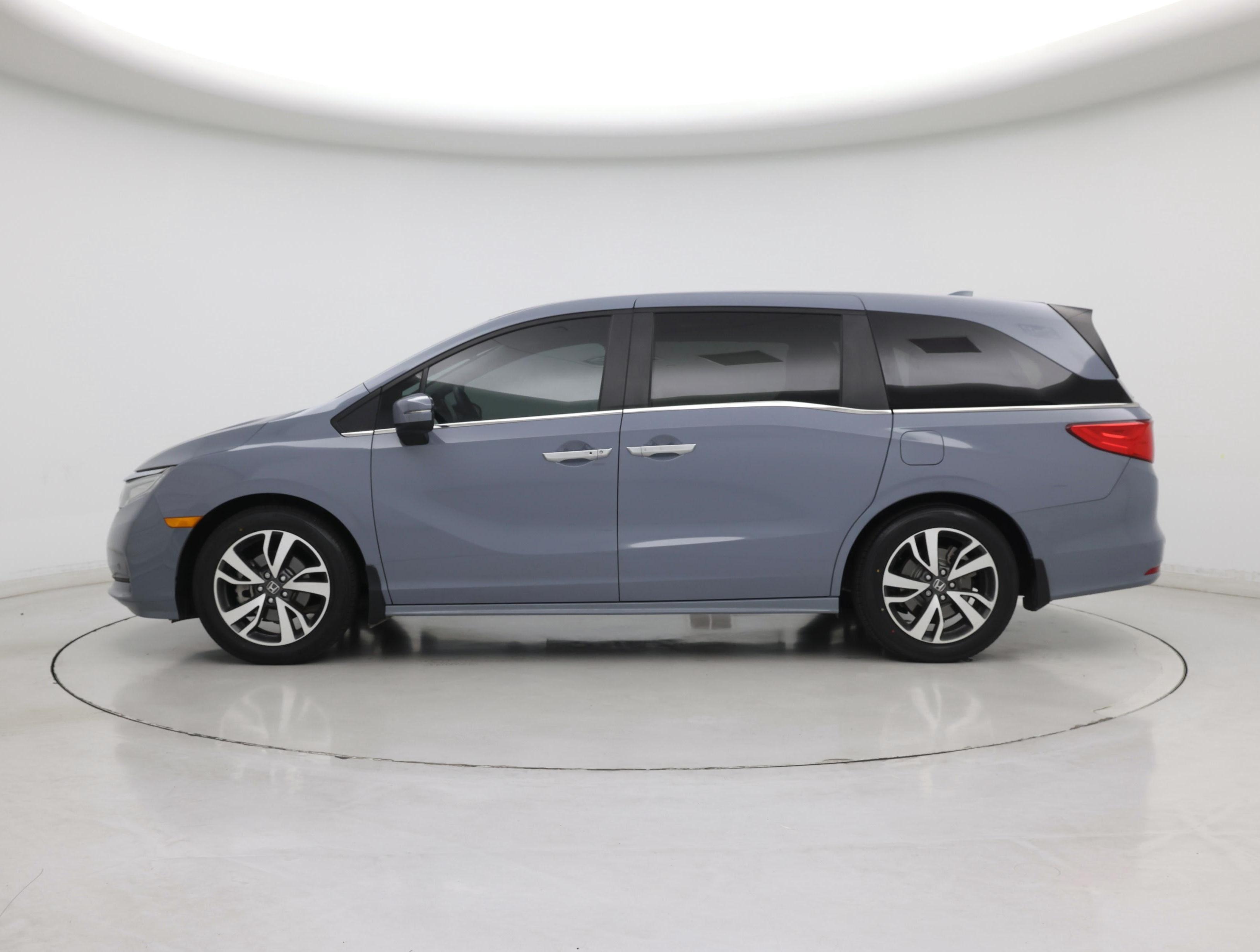 Thumbnail: 2023 Honda Odyssey - 3