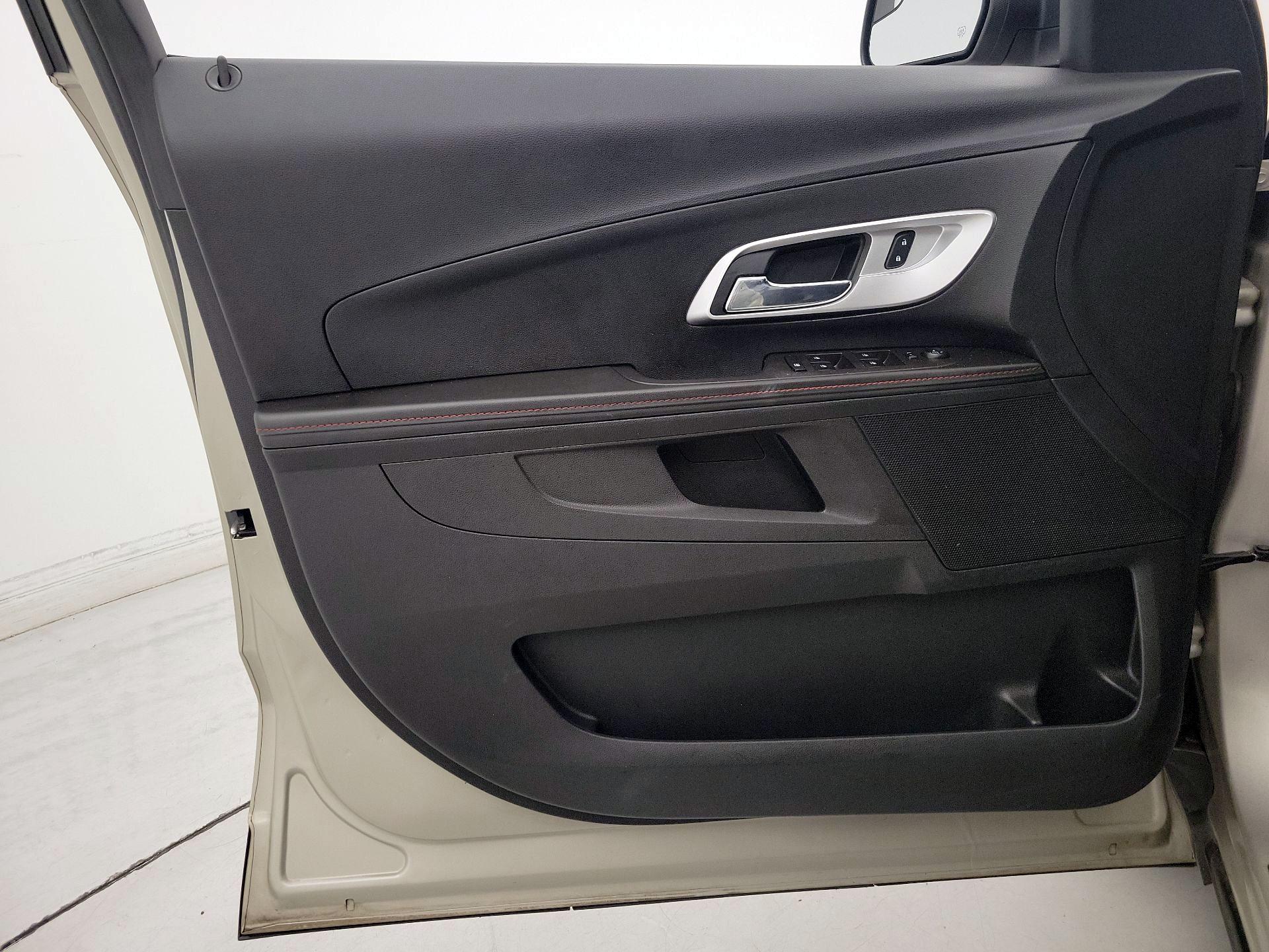 Thumbnail: 2014 Chevrolet Equinox - 12