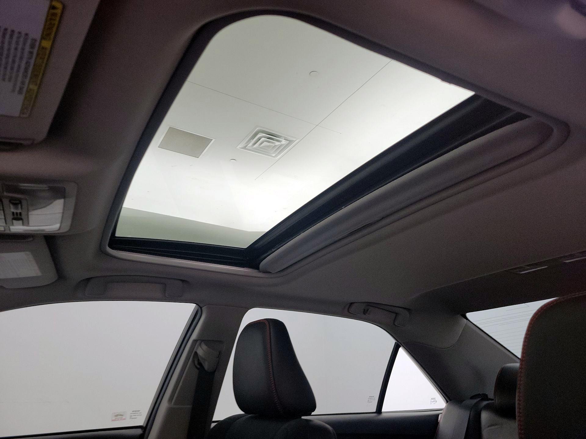 Thumbnail: 2015 Toyota Camry - 19