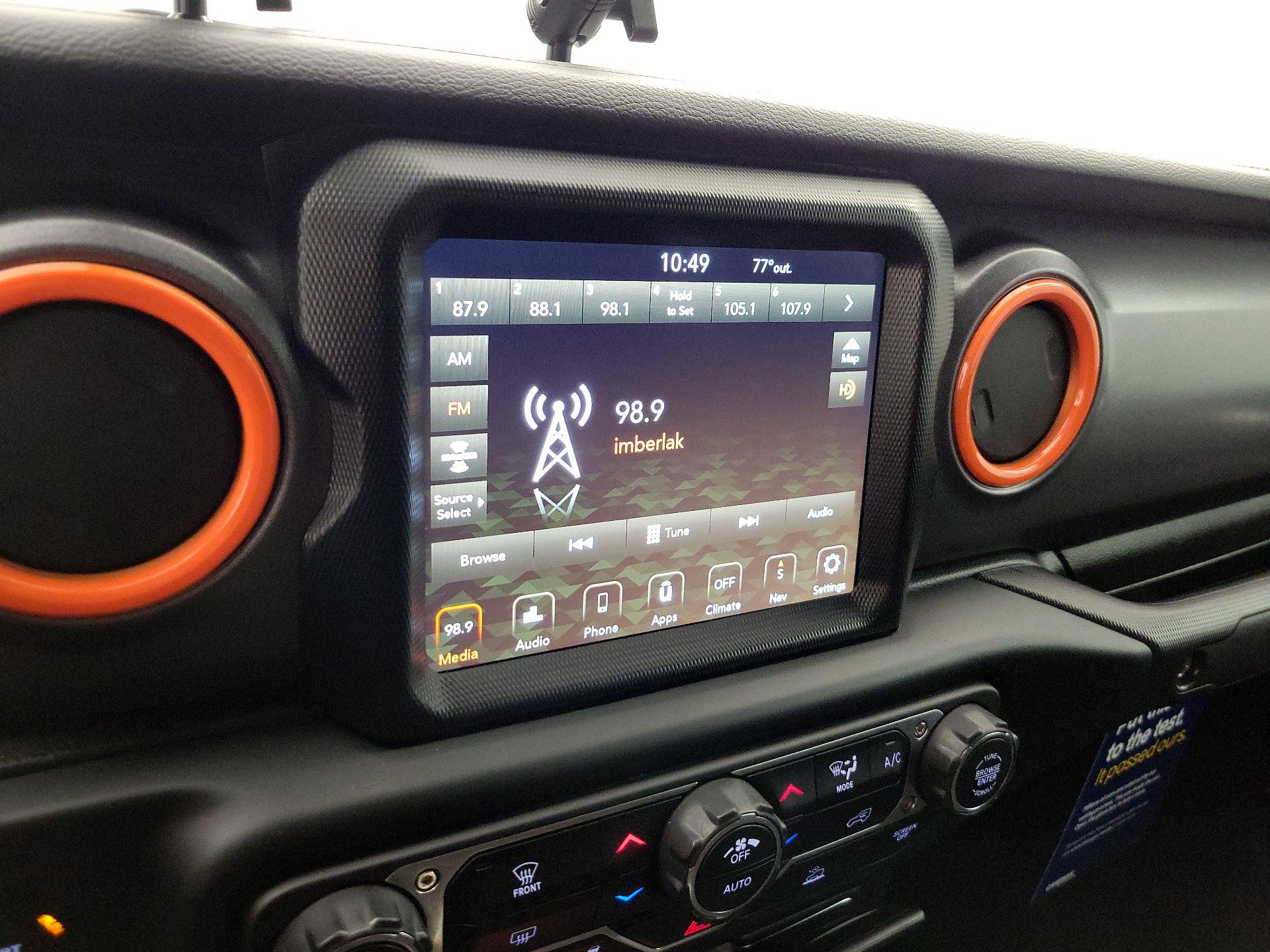 Thumbnail: 2023 Jeep Gladiator - 16